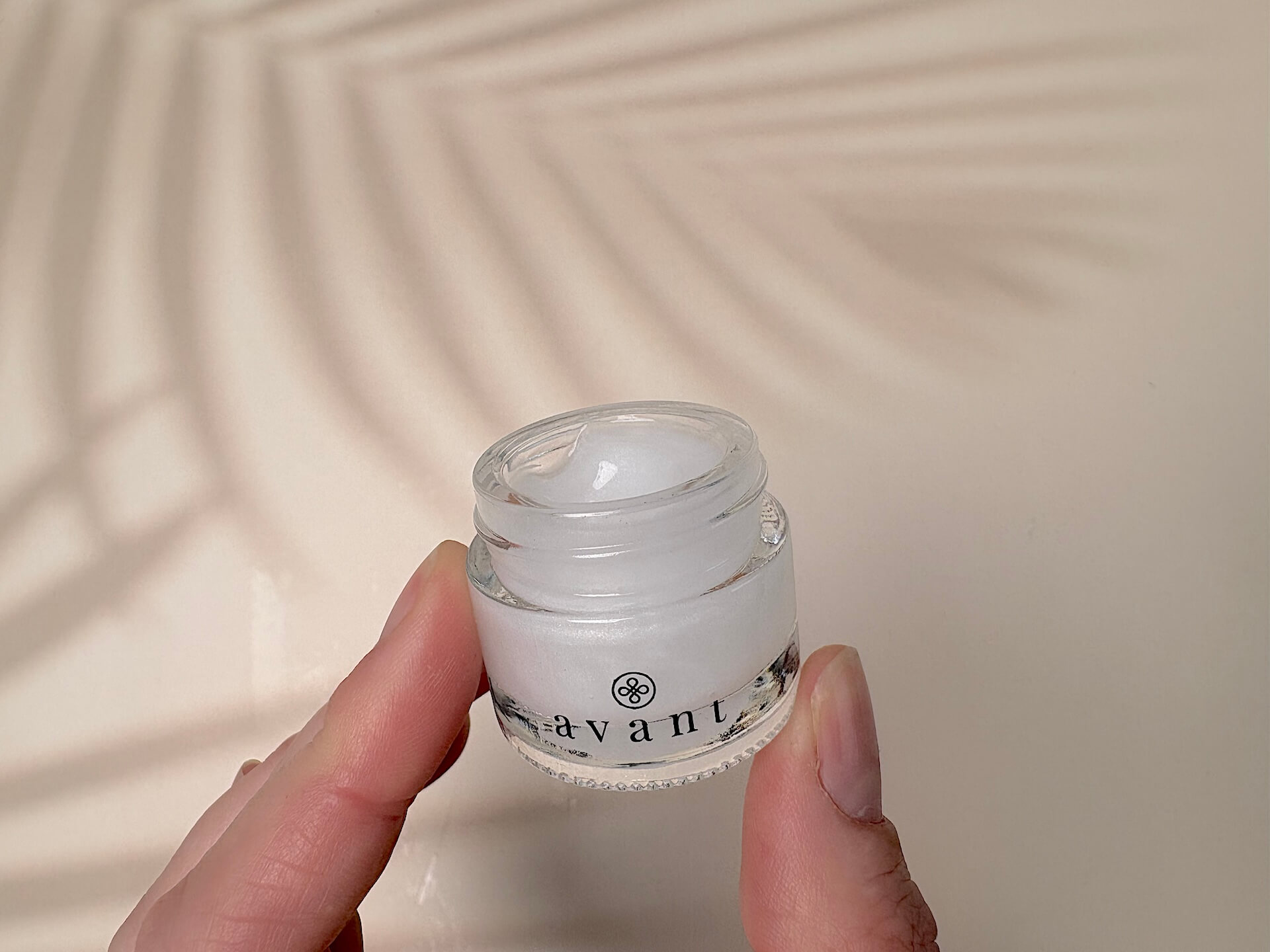 Åben Avant Skincare Hyaluronic Acid Molecular Boost Eye Cream