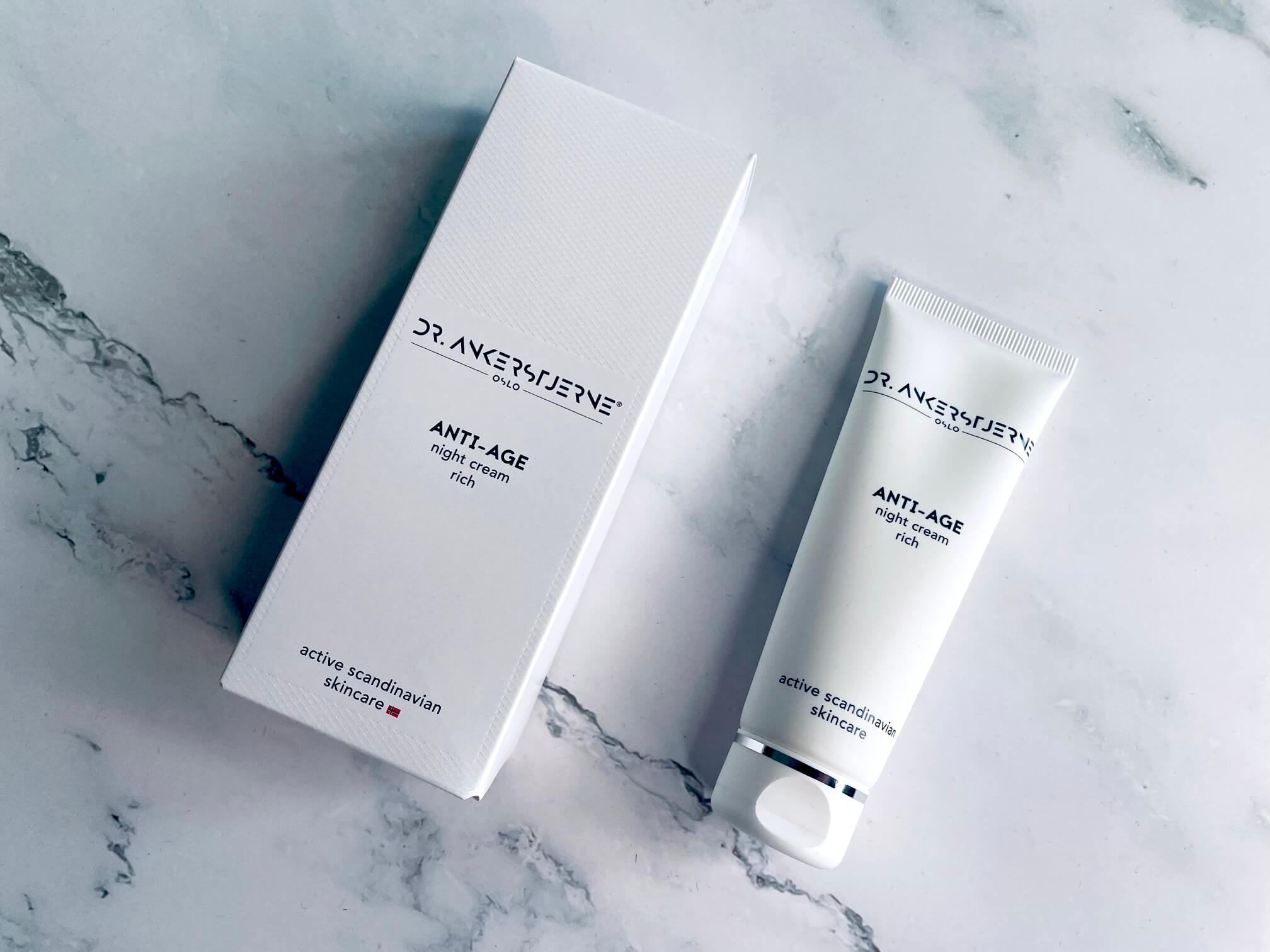 ANTI-AGE nightcream rich fra Dr. Ankerstjerne på bord