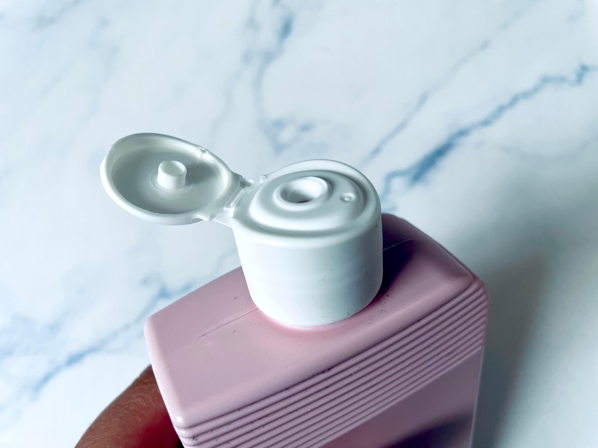 Åbent låg på Hairlust Split Fix conditioner