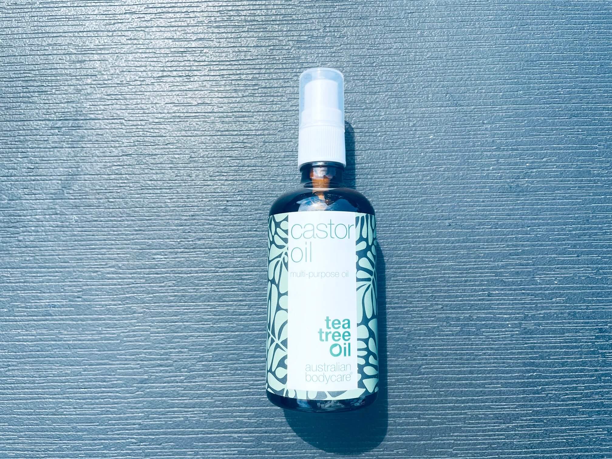 Australian Bodycare Castor Oil på bord