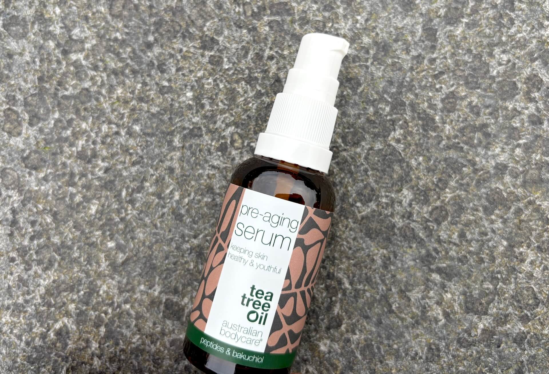 Australian Bodycare Pre-Aging Serum på flise
