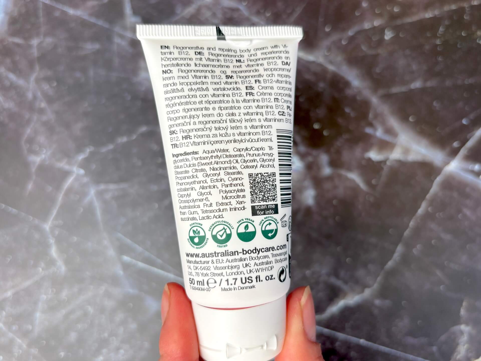 Bagside af Australian Bodycare B12 Body Cream