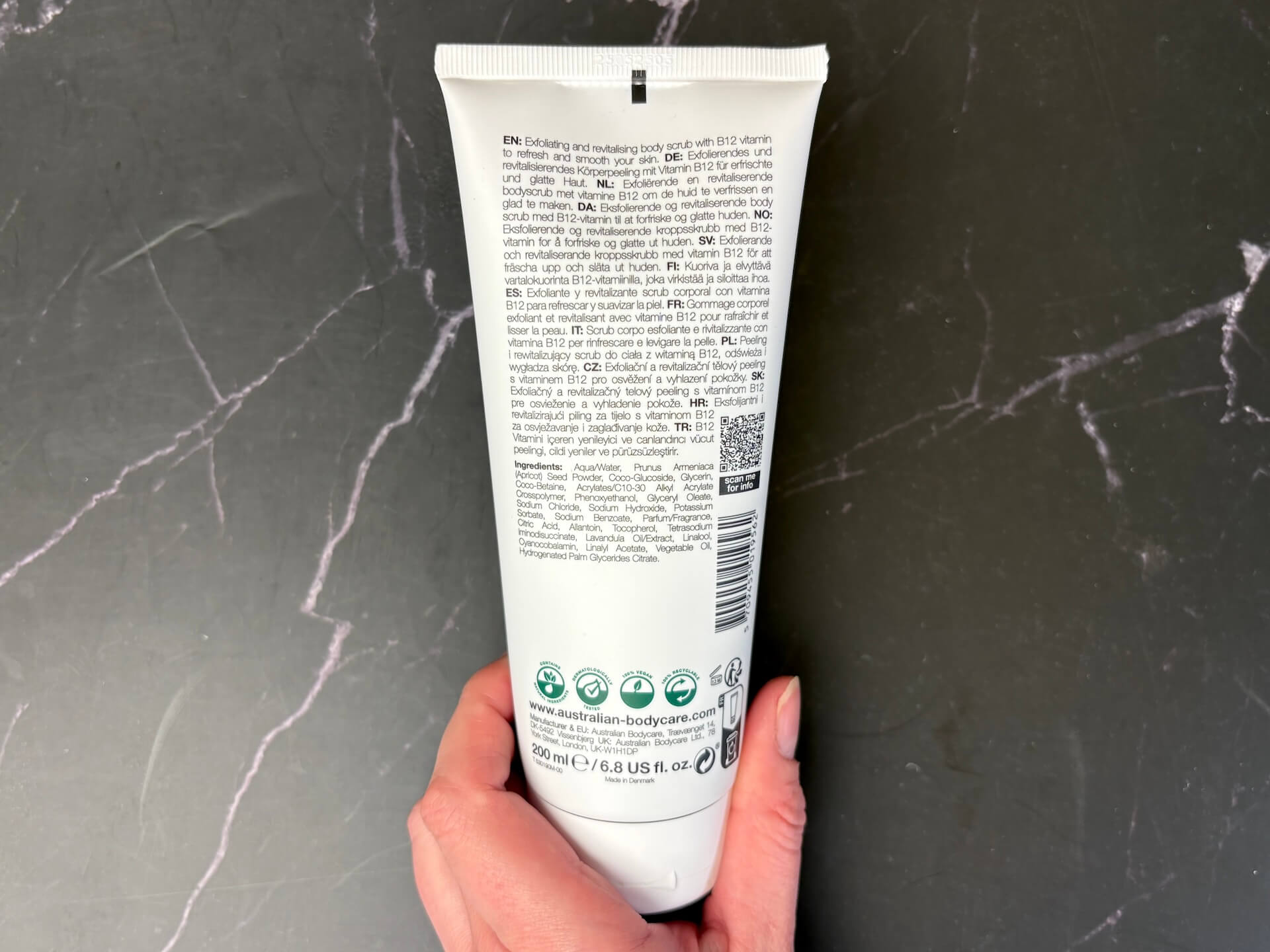 Bagside af Australian Bodycare B12 Body Scrub