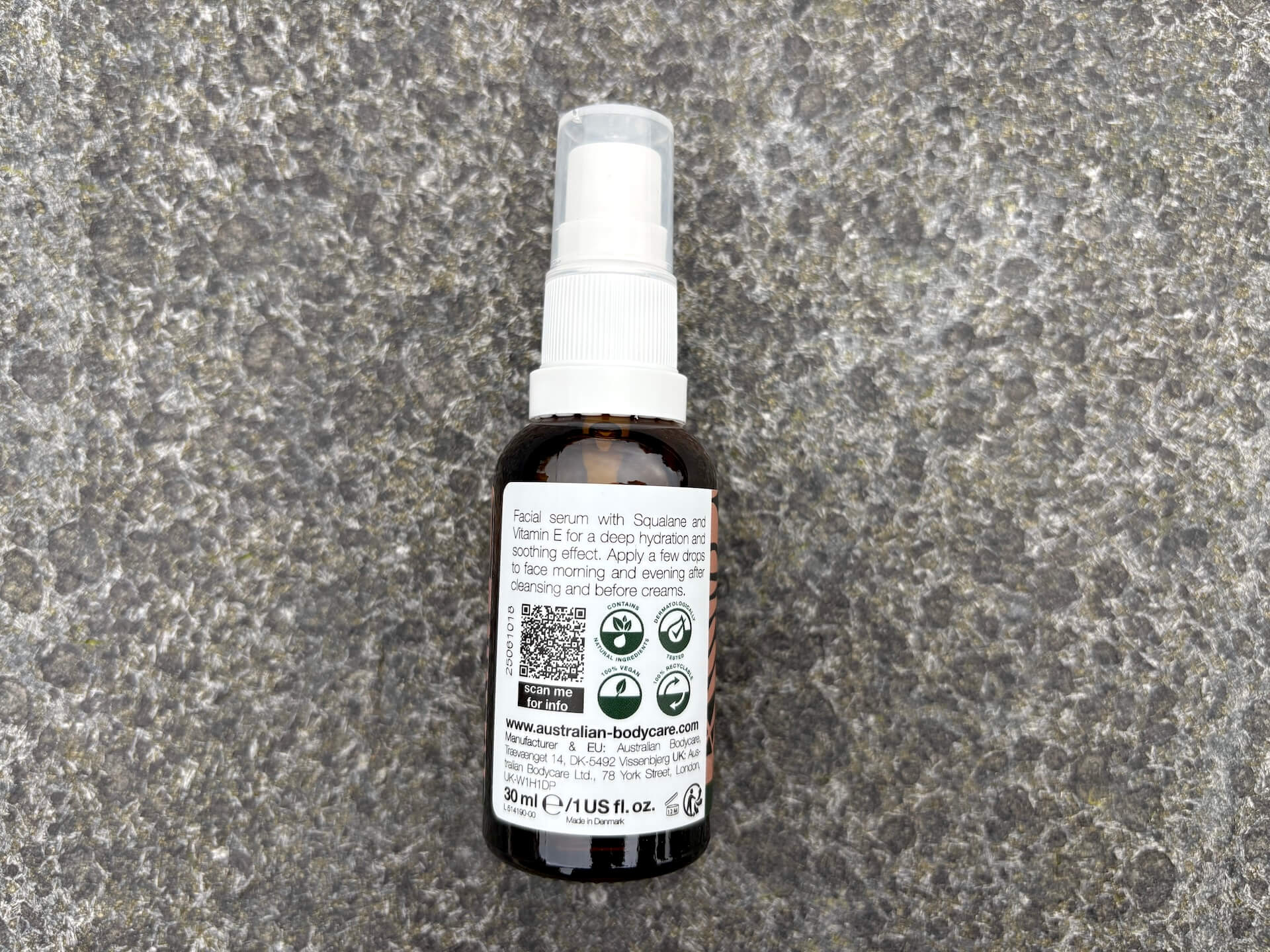 Bagside af Australian Bodycare Squalane Serum