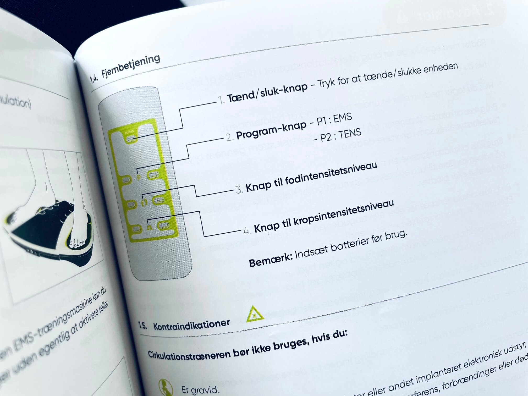 Billede af brugsanvisning hvor billede af fjernbetjening til cirkulationstræner vises