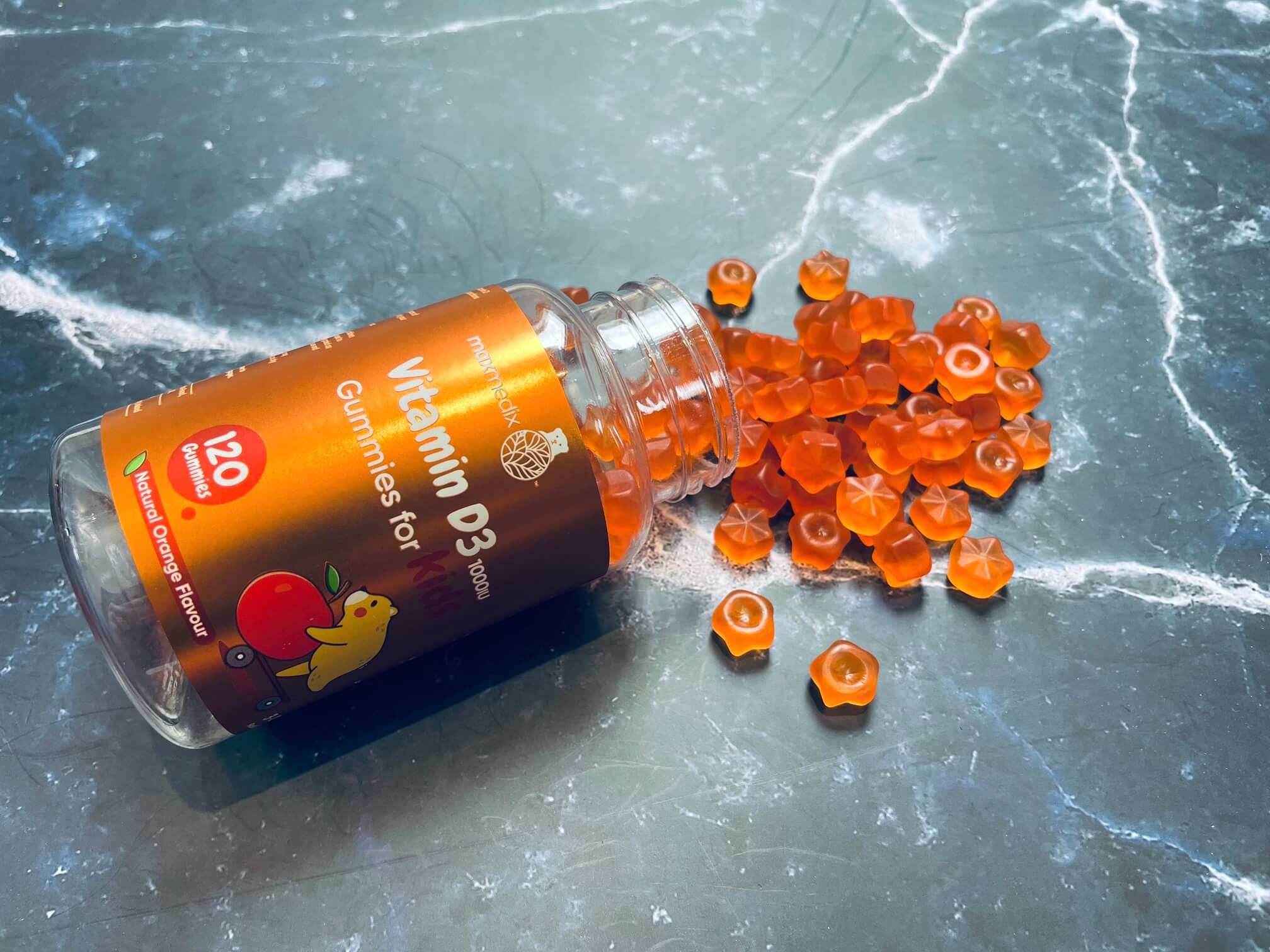 Børne D3-Vitamin Gummies på et bord