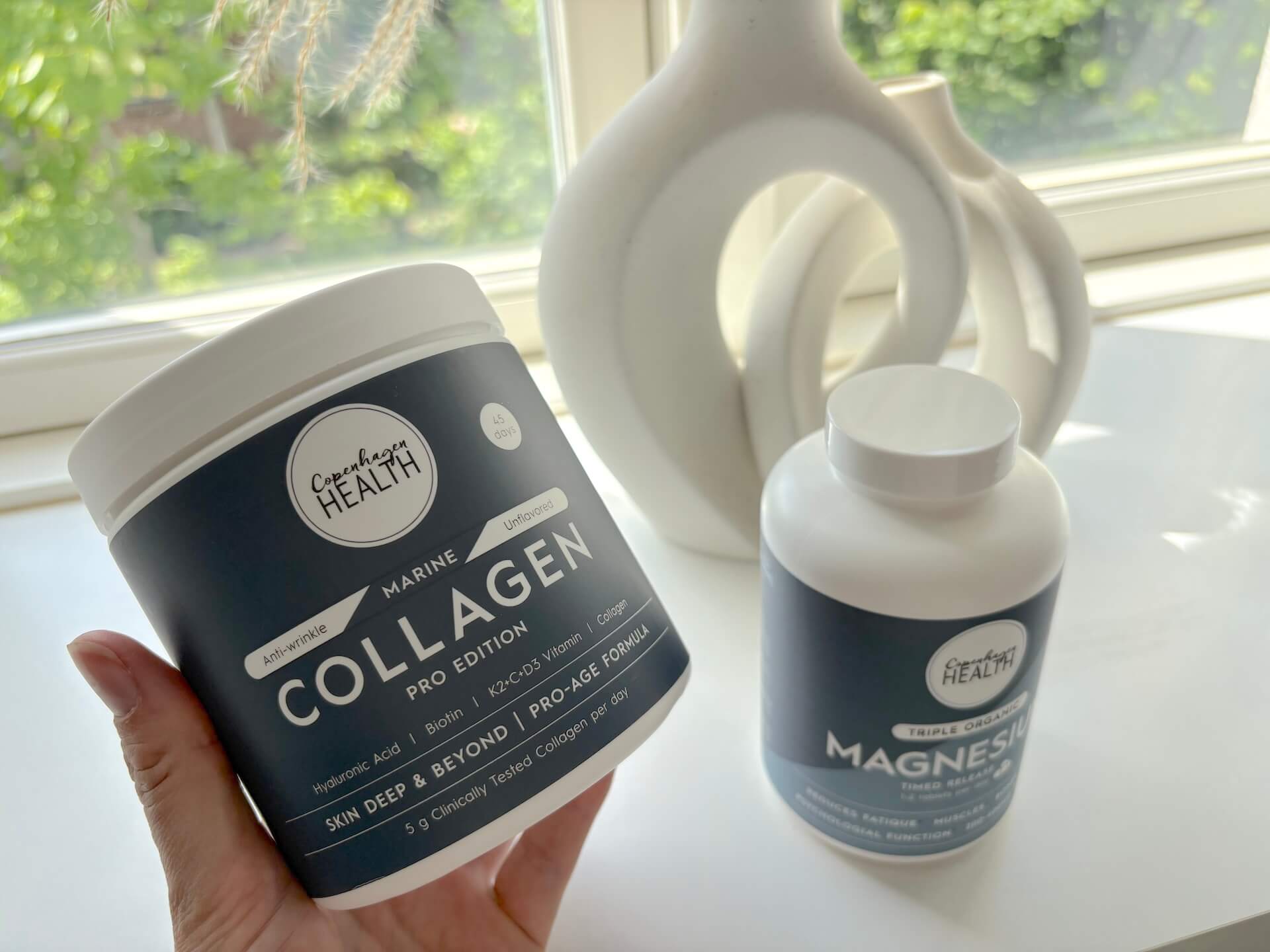 Collagen fra Copenhagen Health foran Copenhagen Health Triple Organic Magnesium