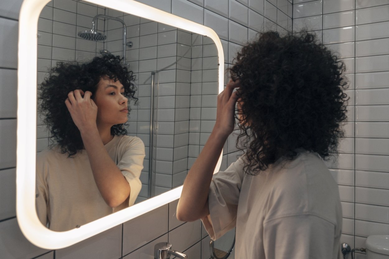 Curly girl metoden - få mest ud at dit naturlige fald i håret
