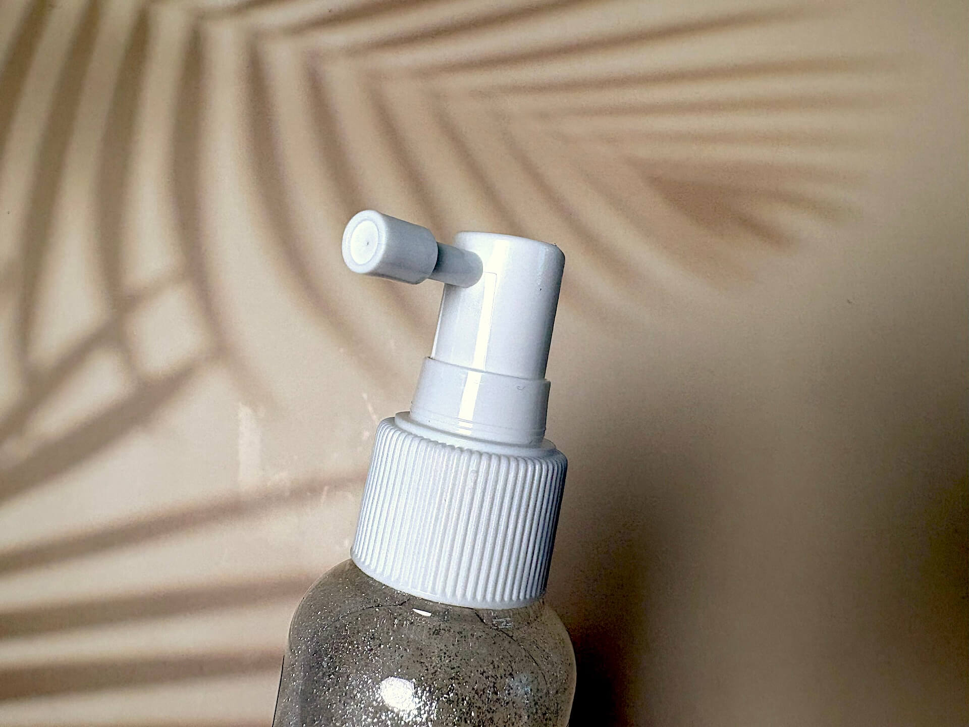 Dyse på Hairlust Final Touch Silver Glitter Spray