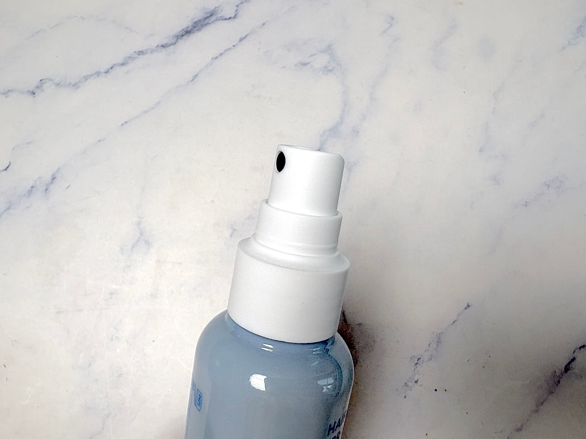 Dyse på Hairlust Tiny Tangles Hair Detangler Spray
