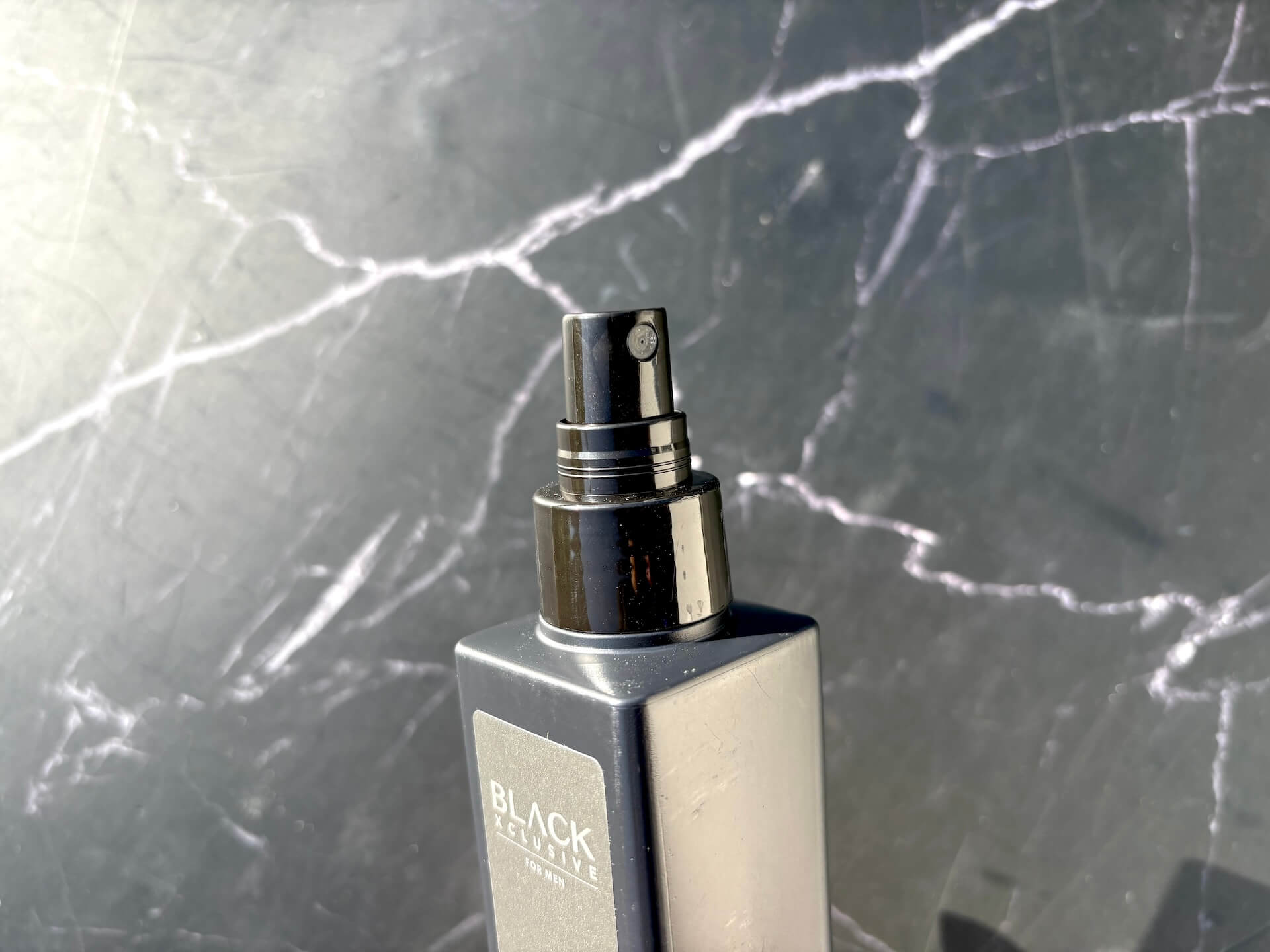 Dyse på IdHAIR Black Xclusive Saltwater Spray