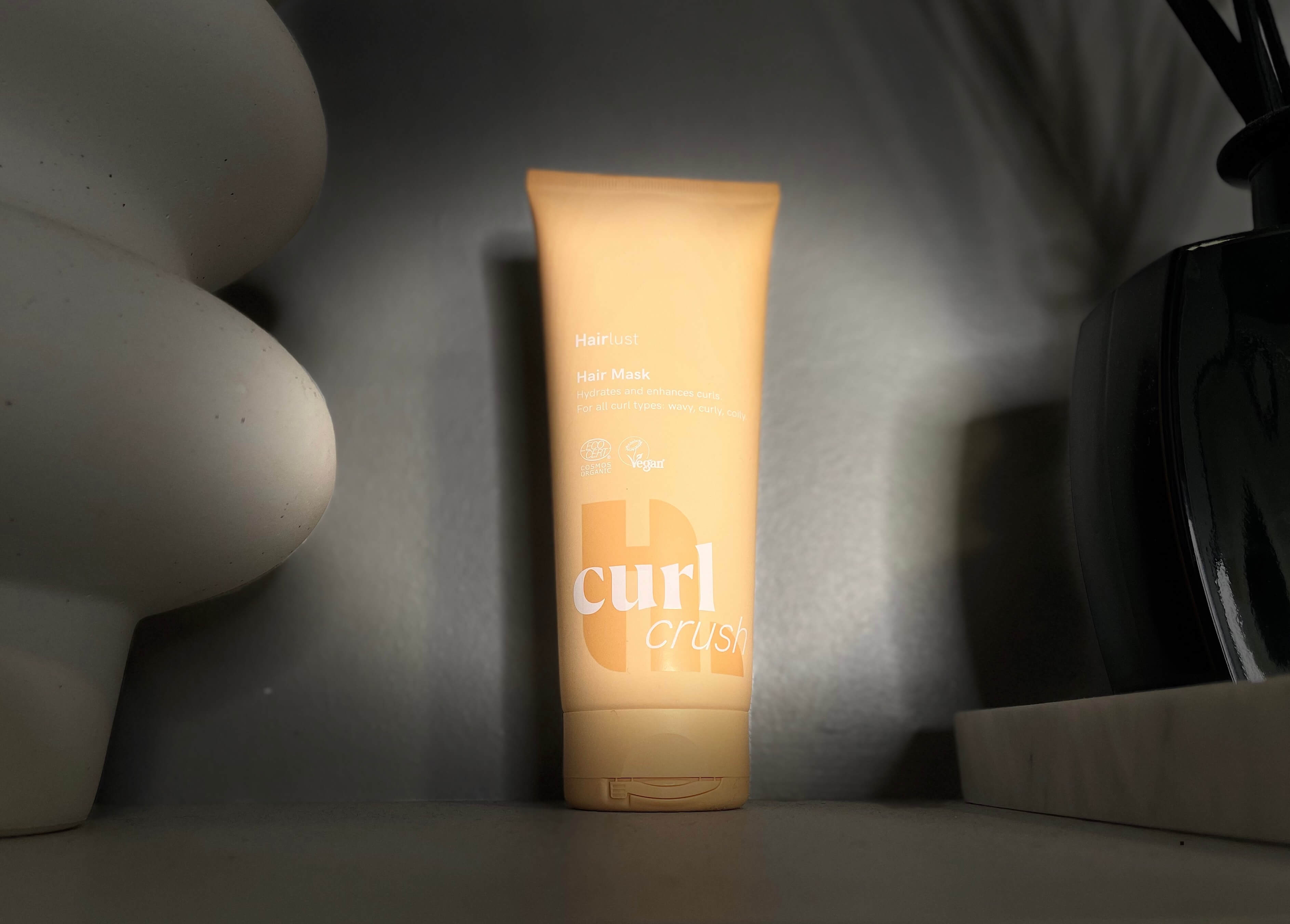 Hairlust Curl Recovery & Protection Mask på en hylde