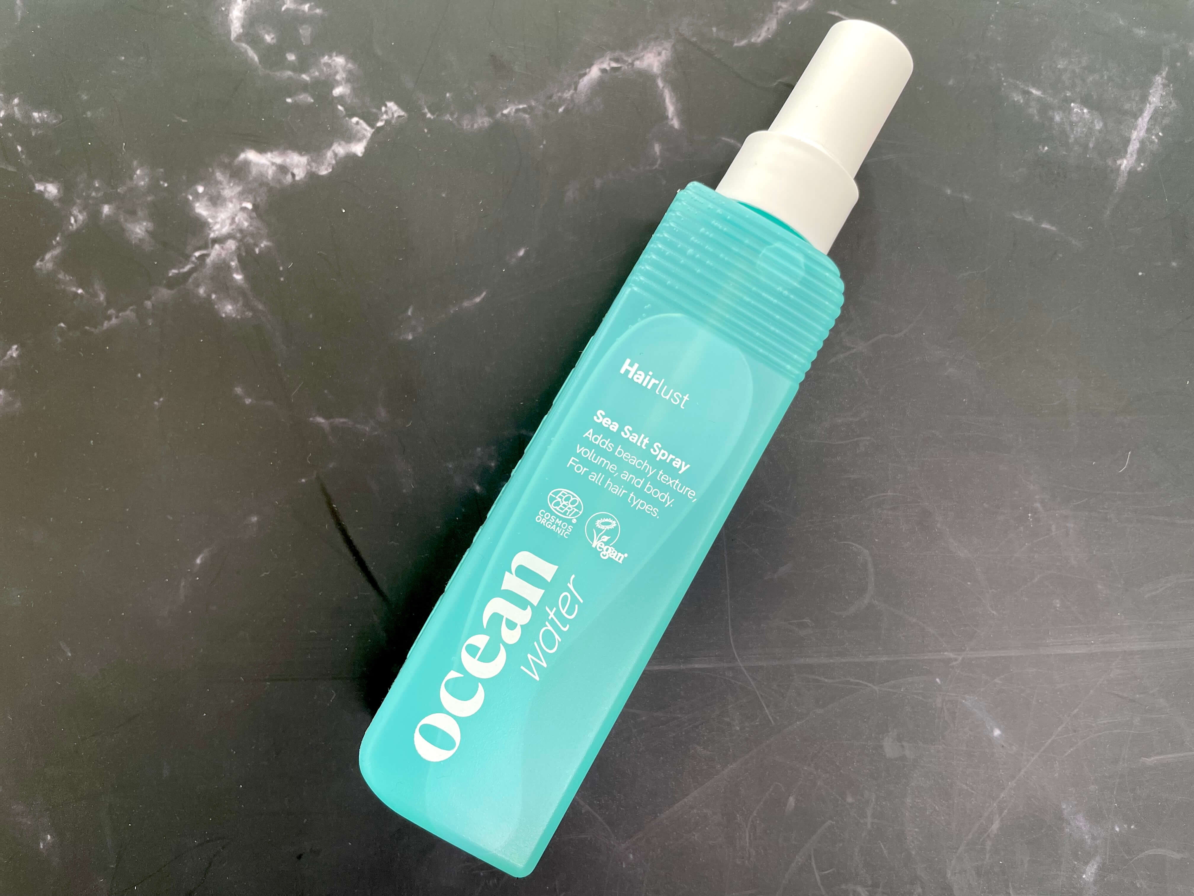 Hairlust Ocean water sea salt spray på bord