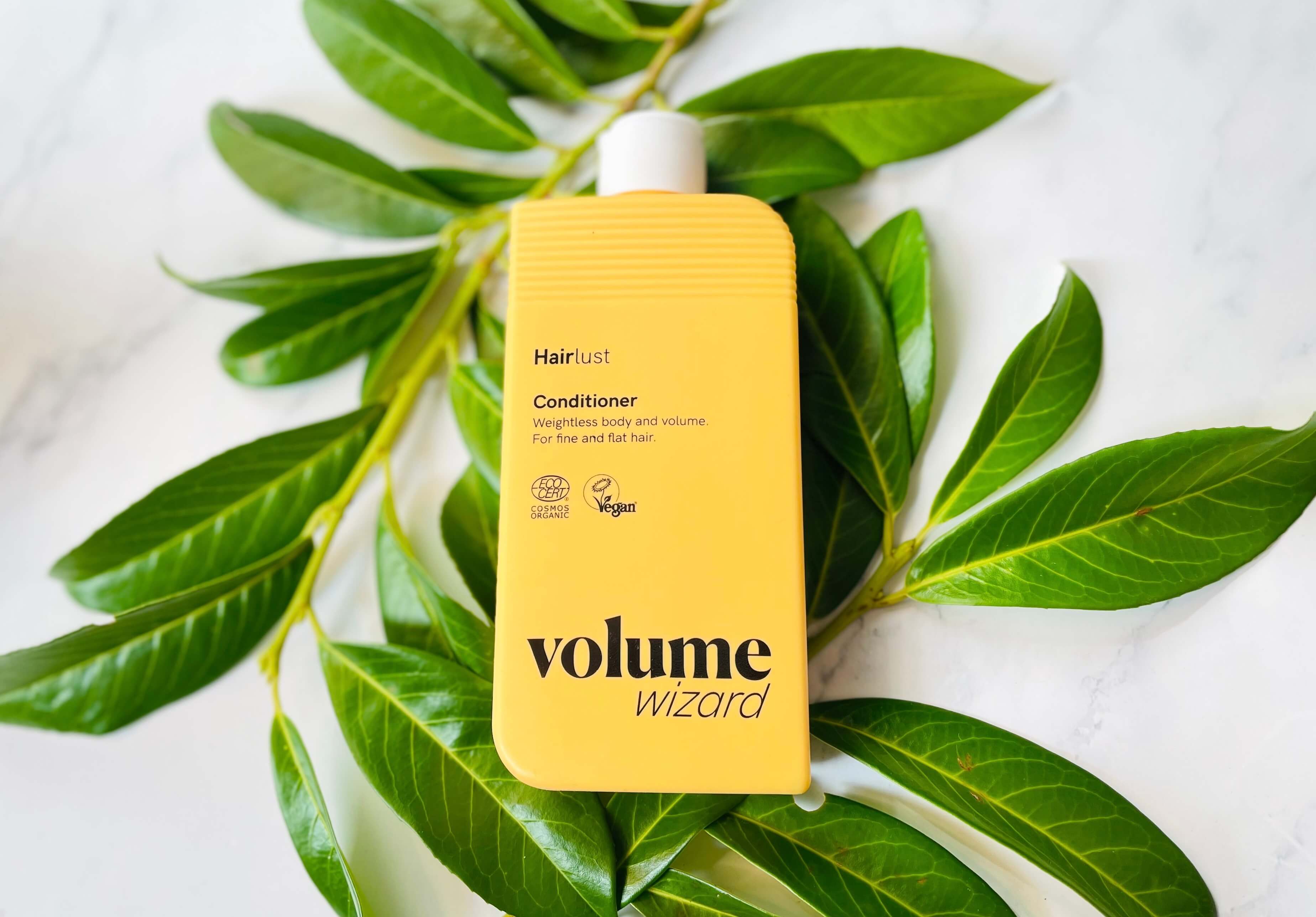 Hairlust Volume Wizard balsam på blade