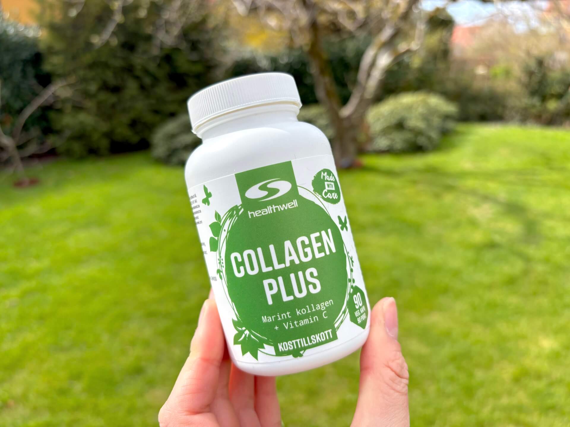 Healthwell Collagen Plus i hånd
