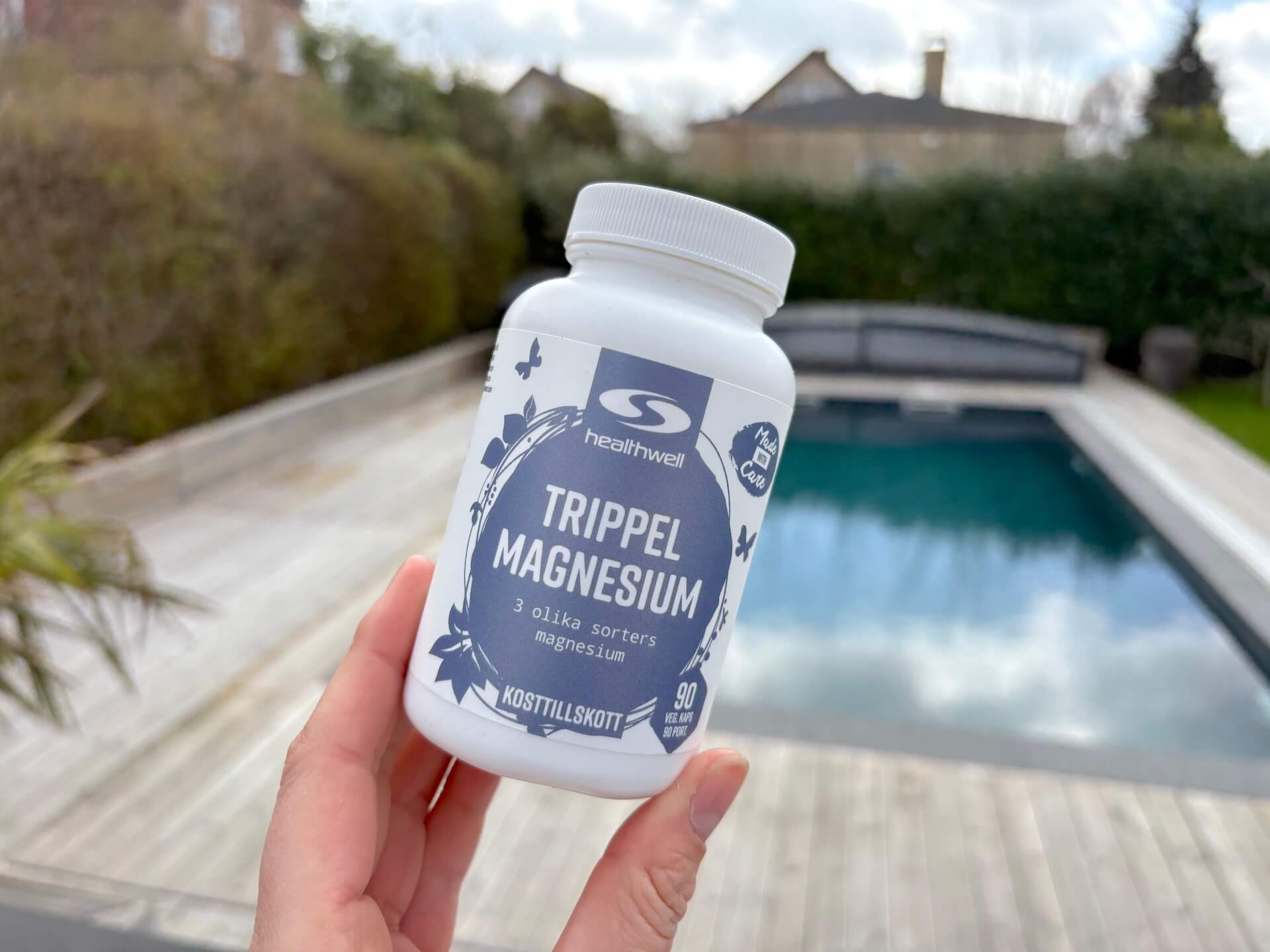 Healthwell Trippel Magnesium i hånd
