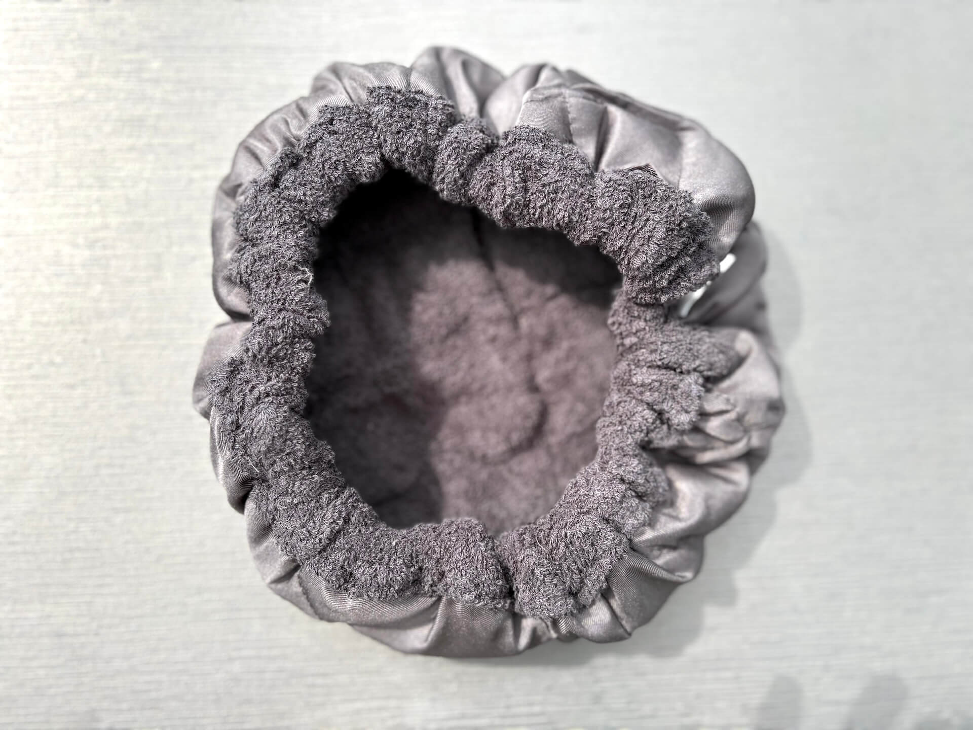 Inderside af Hairlust Flaxseed Reusable Heat Cap