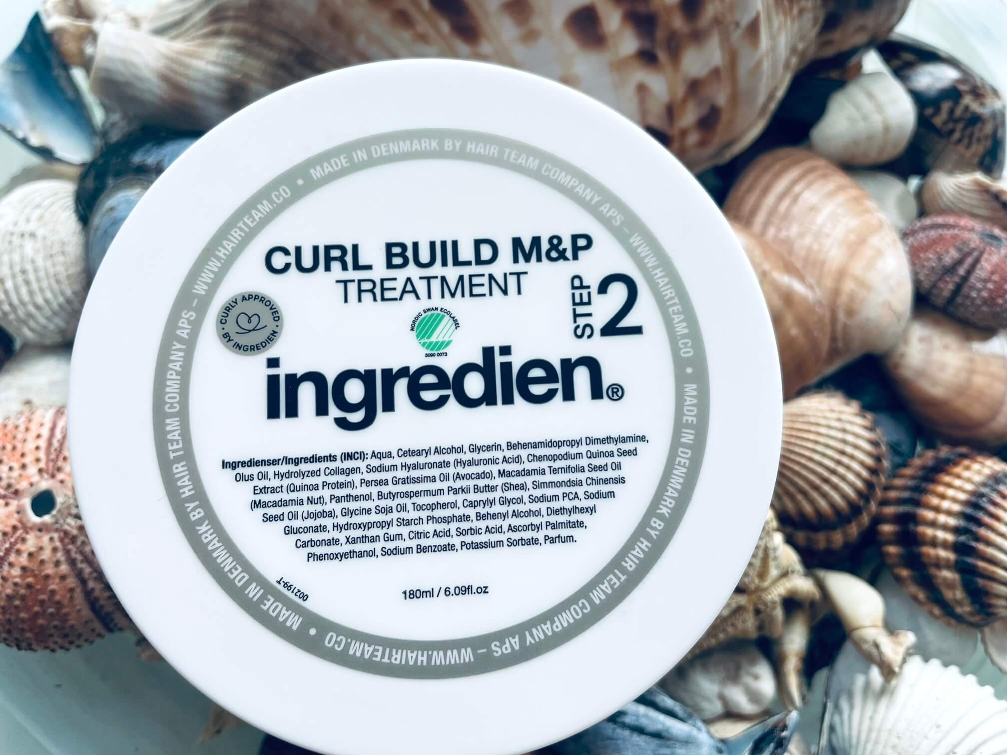 Ingredien Curl Build M&P Treatment i blandt muslinger