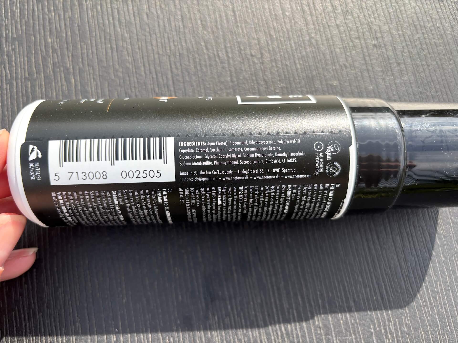 Ingredienser bag på The Tan Co. Instant medium selvbruner mousser