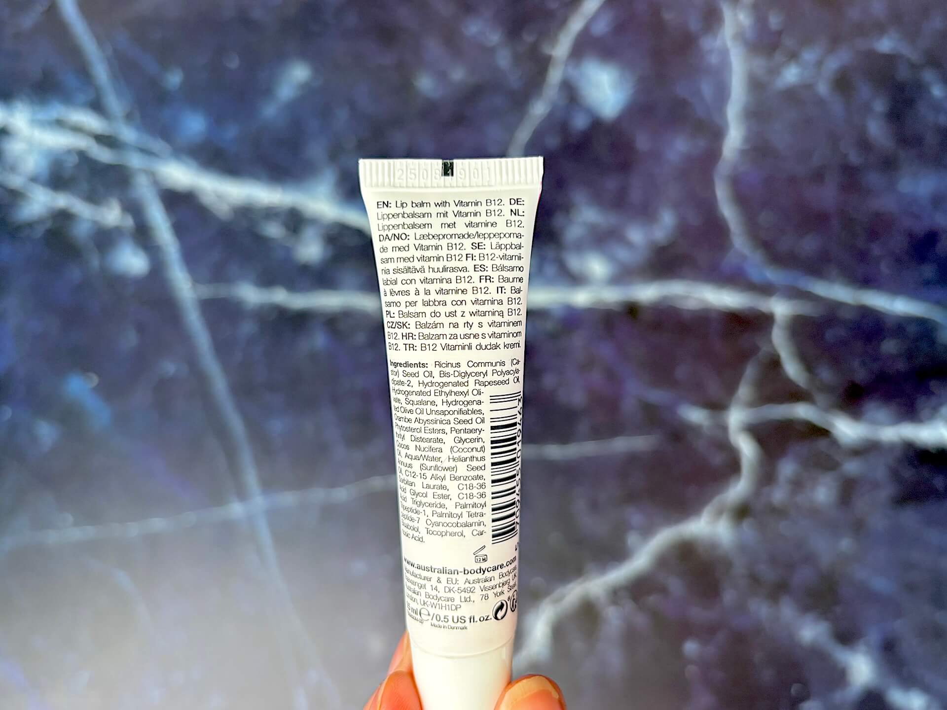 Ingredienser i Australian Bodycare B12 Lip Balm