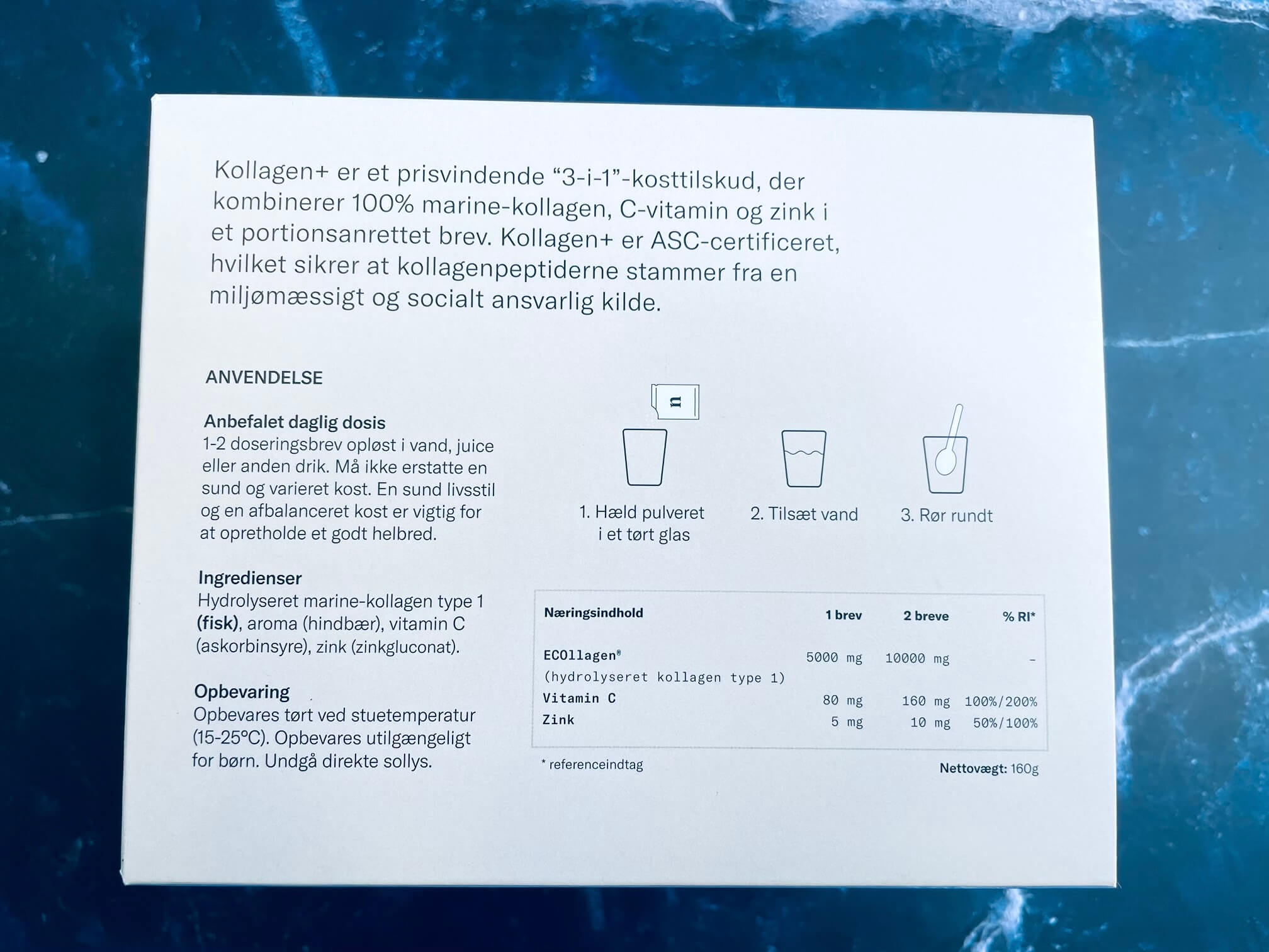Ingredienser og brugsanvisning på bagside af Kollagen+ med hindbær