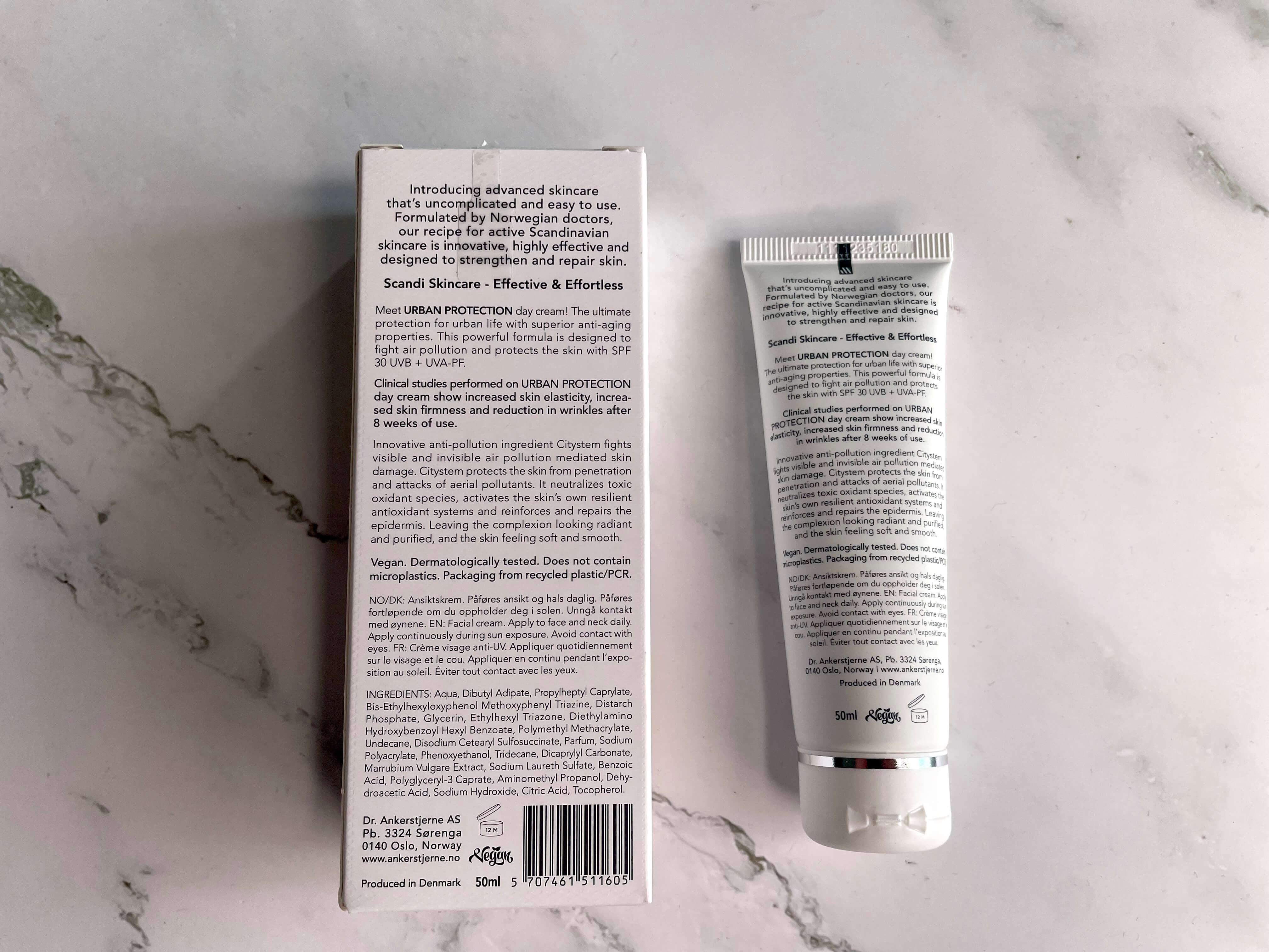 Ingredienser på bagside af URBAN PROTECTION dagcreme