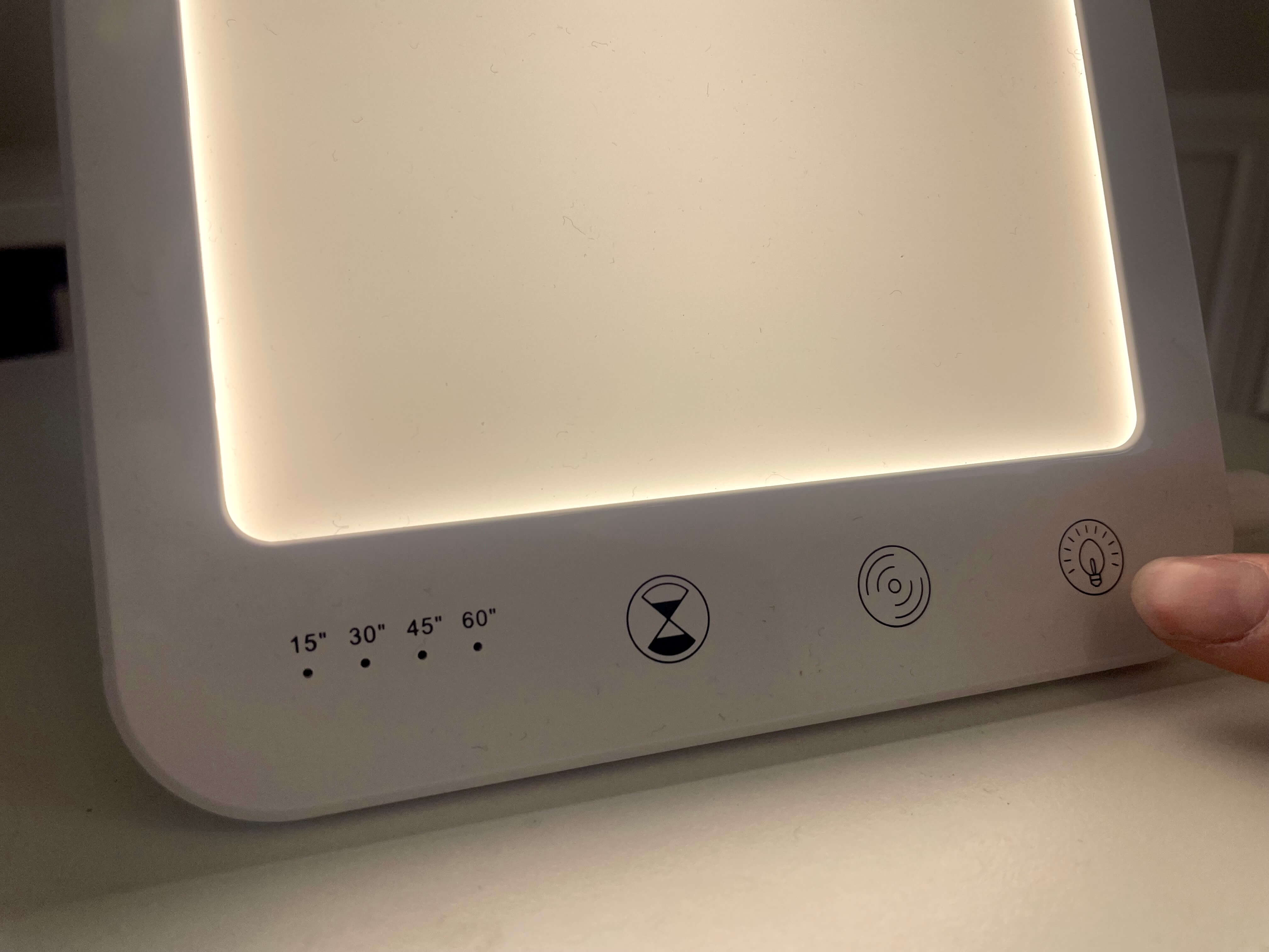 Justering af lysstyrke på lysterapilampe fra Vibelight