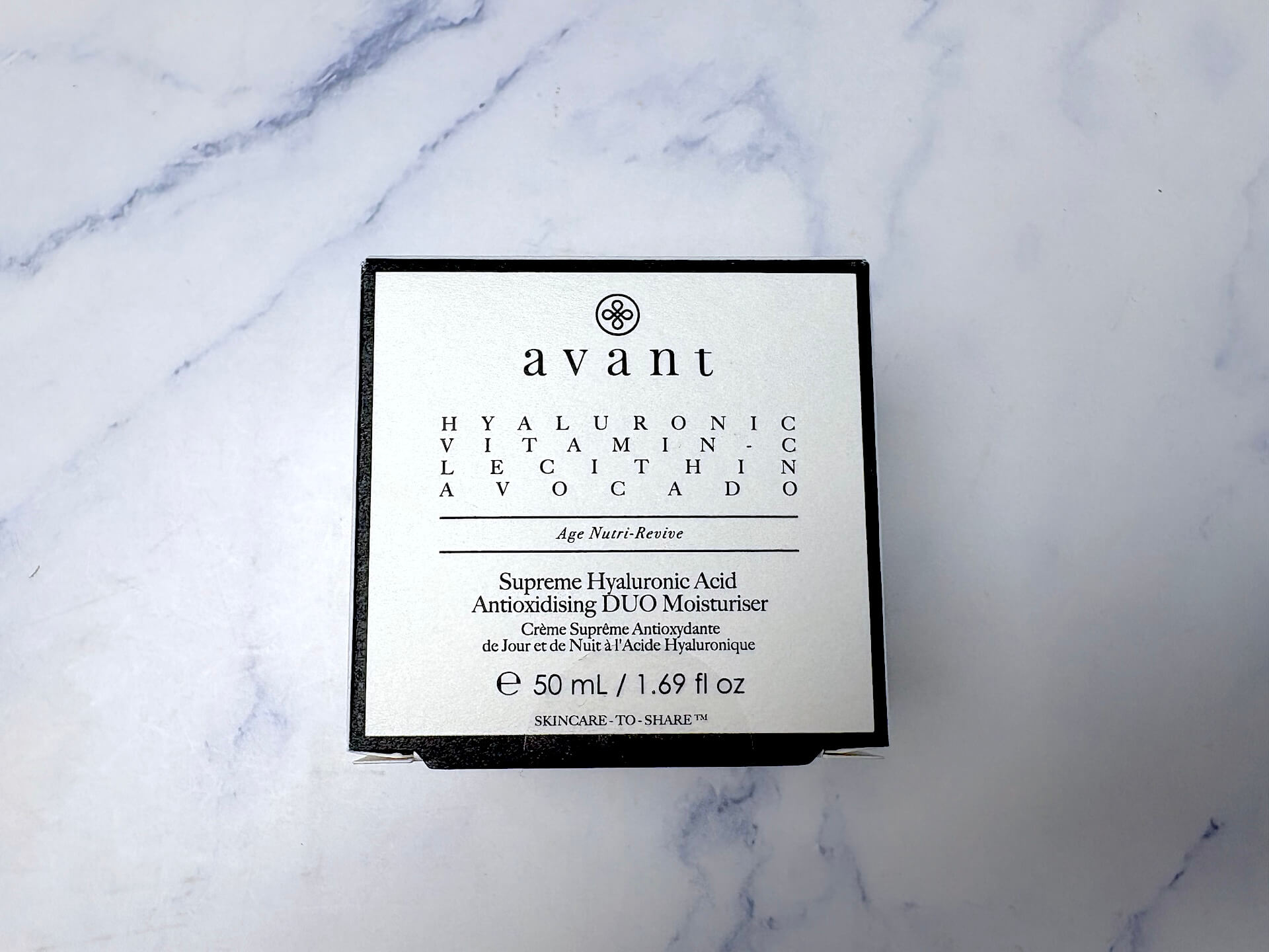 Kasse med Avant Skincare Supreme Hyaluronic Acid Anti-Oxidising DUO Moisturiser