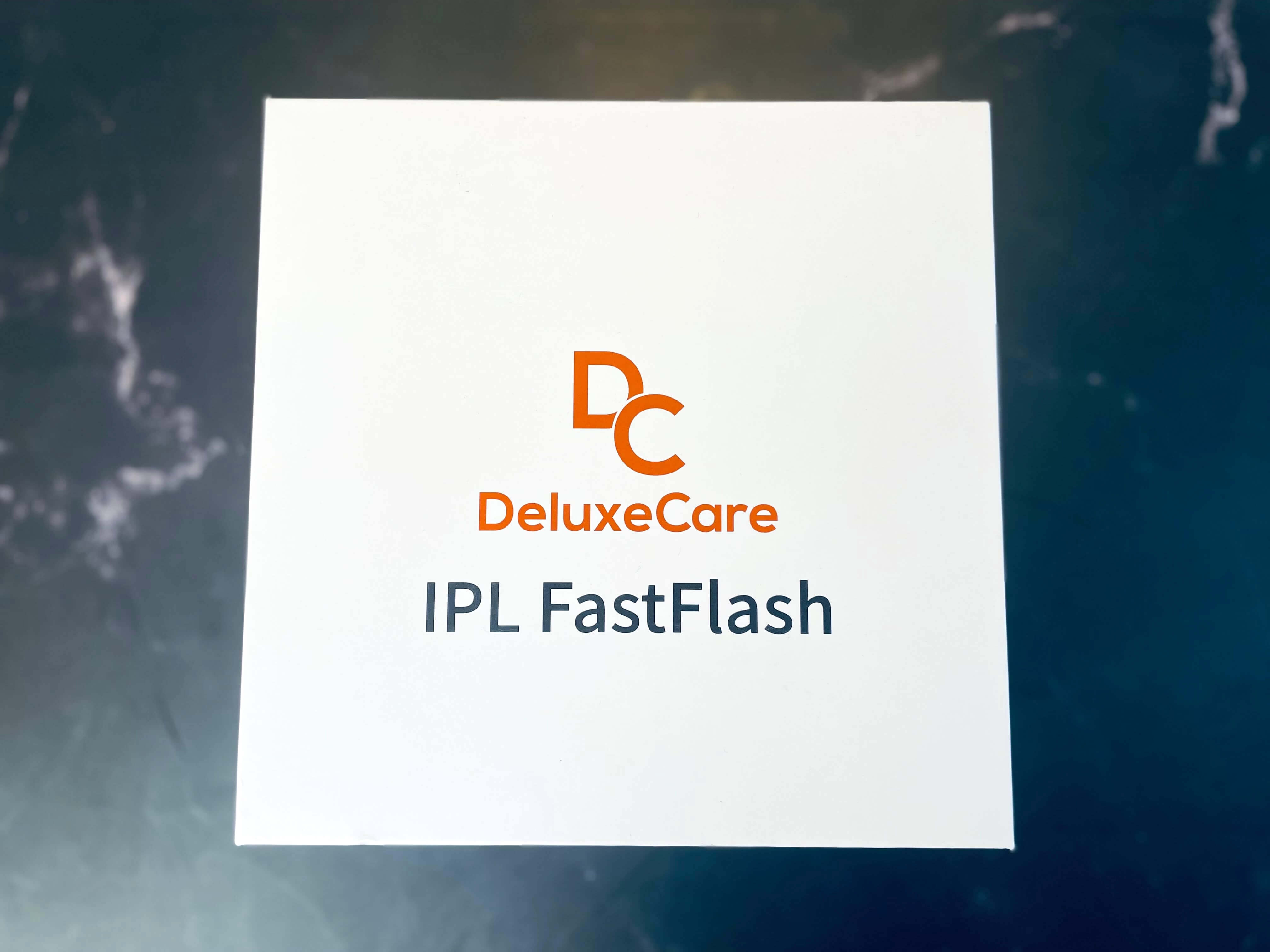Kasse med IPL FastFlash på bord