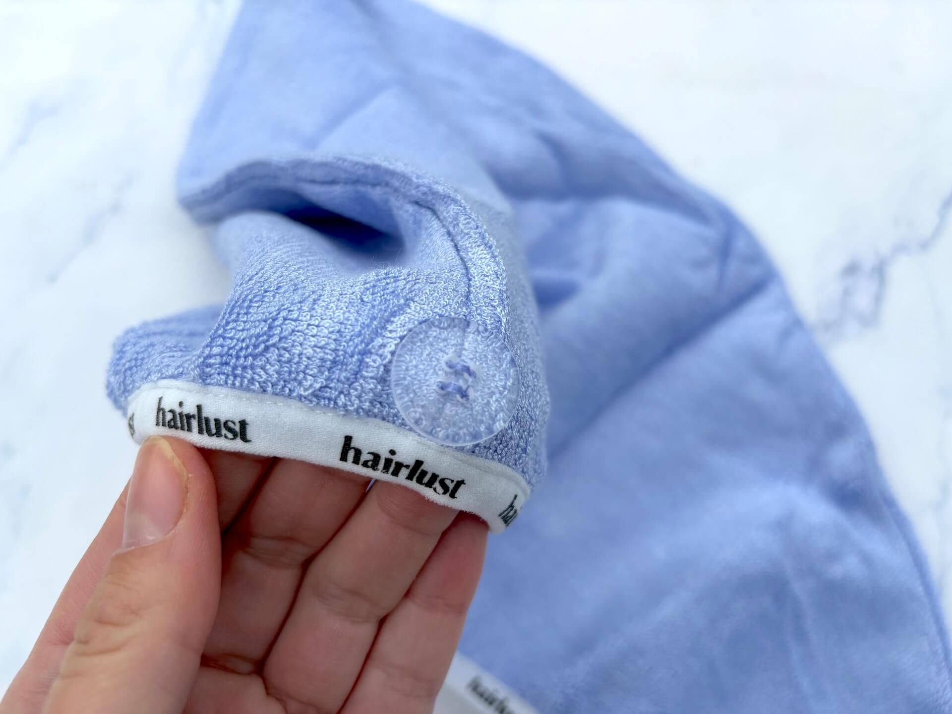 Knap på Hairlust Bamboo Hair Towel Wrap hårhåndklæde