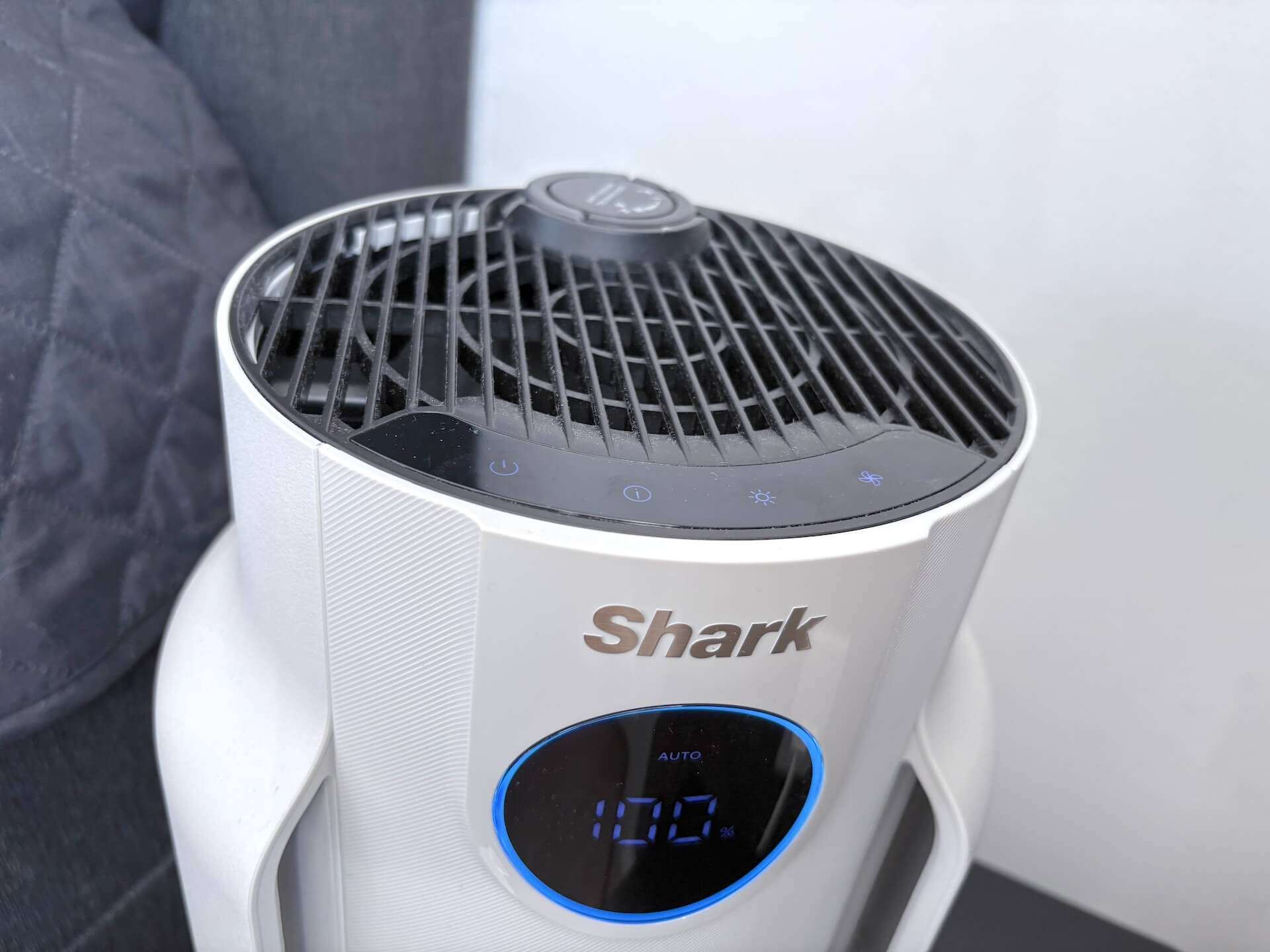 Kontrolpanel på Shark NeverChange Air Purifier