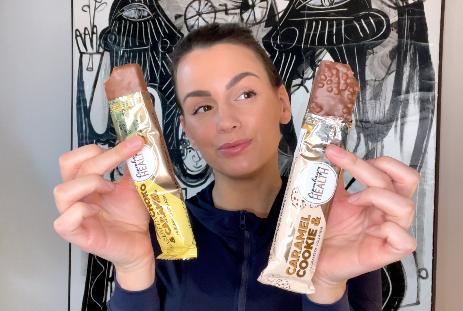 Kvinde der kigger på Copenhagen Health Proteinbar