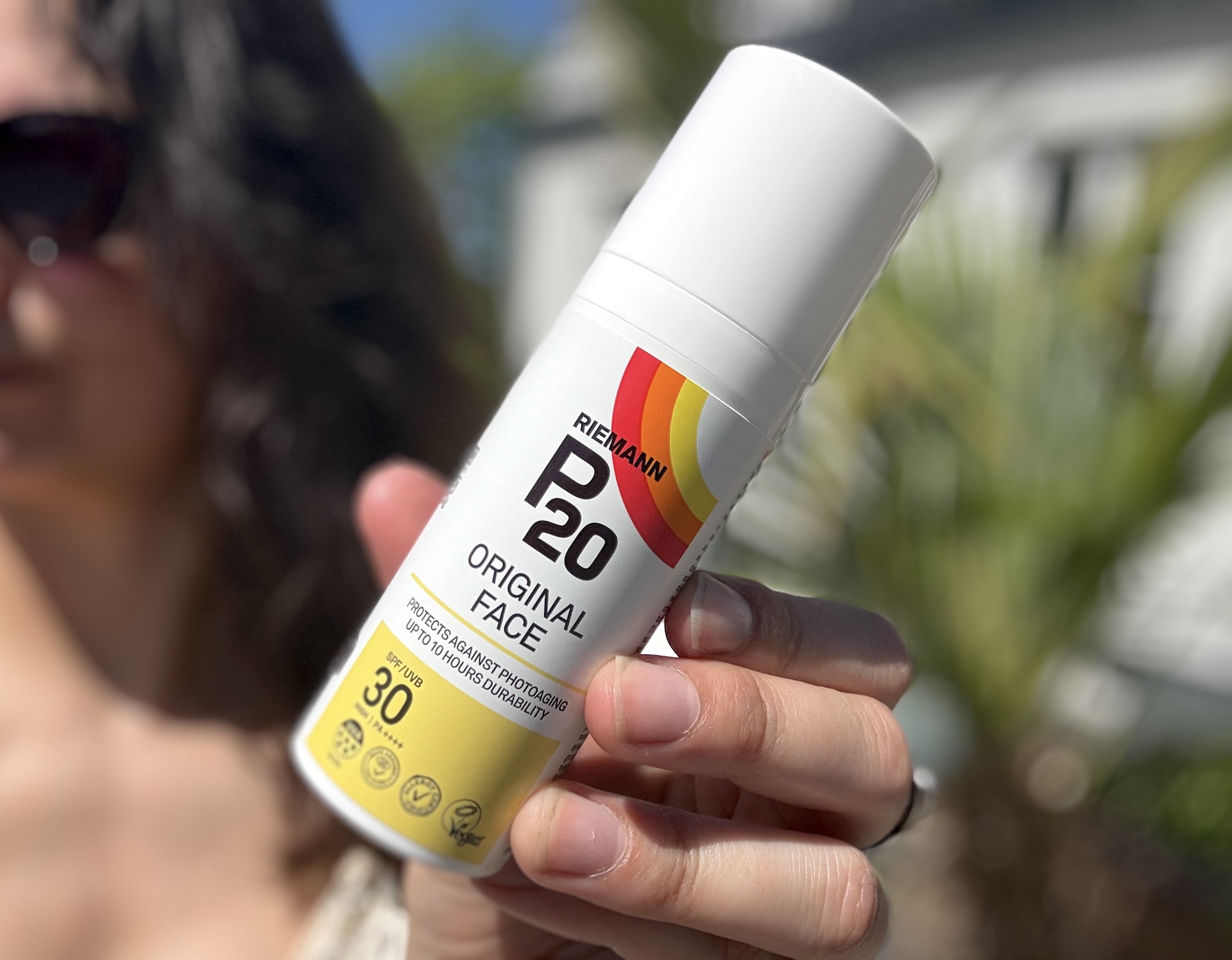 Kvinde med P20 Riemann Original Face SPF 30