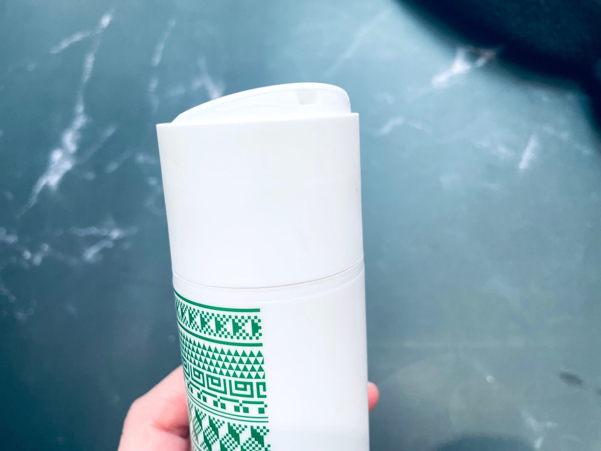Låg på ingredien Deep Cleansing shampoo