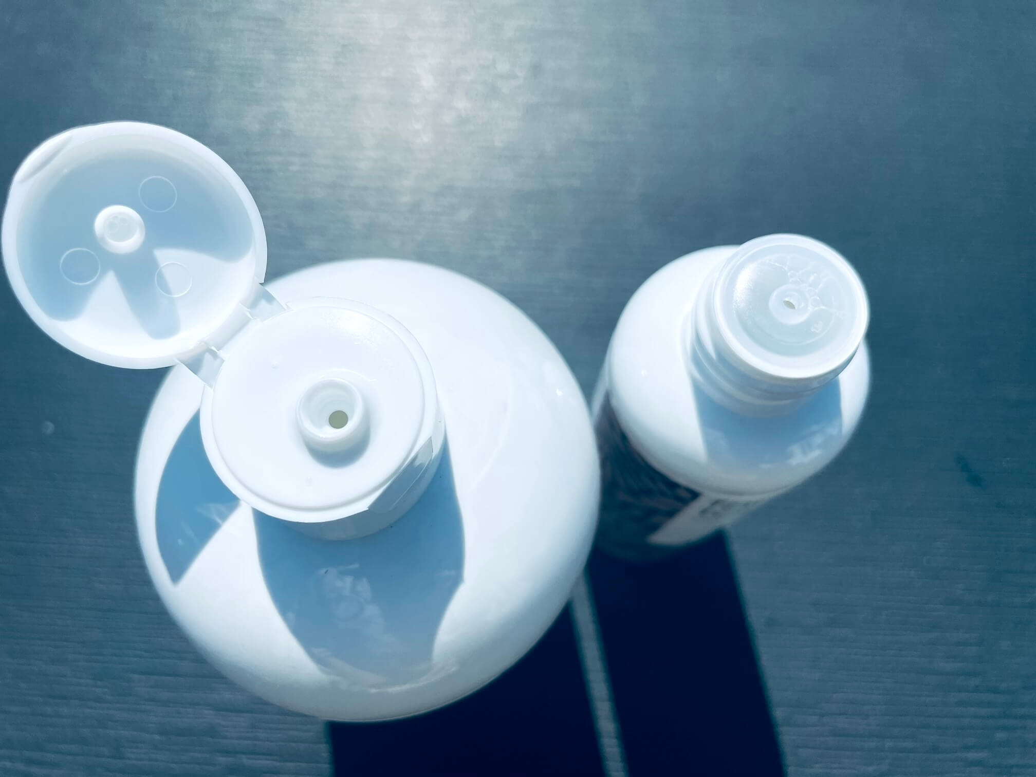 Låg på to typer Australian Bodycare face tonic