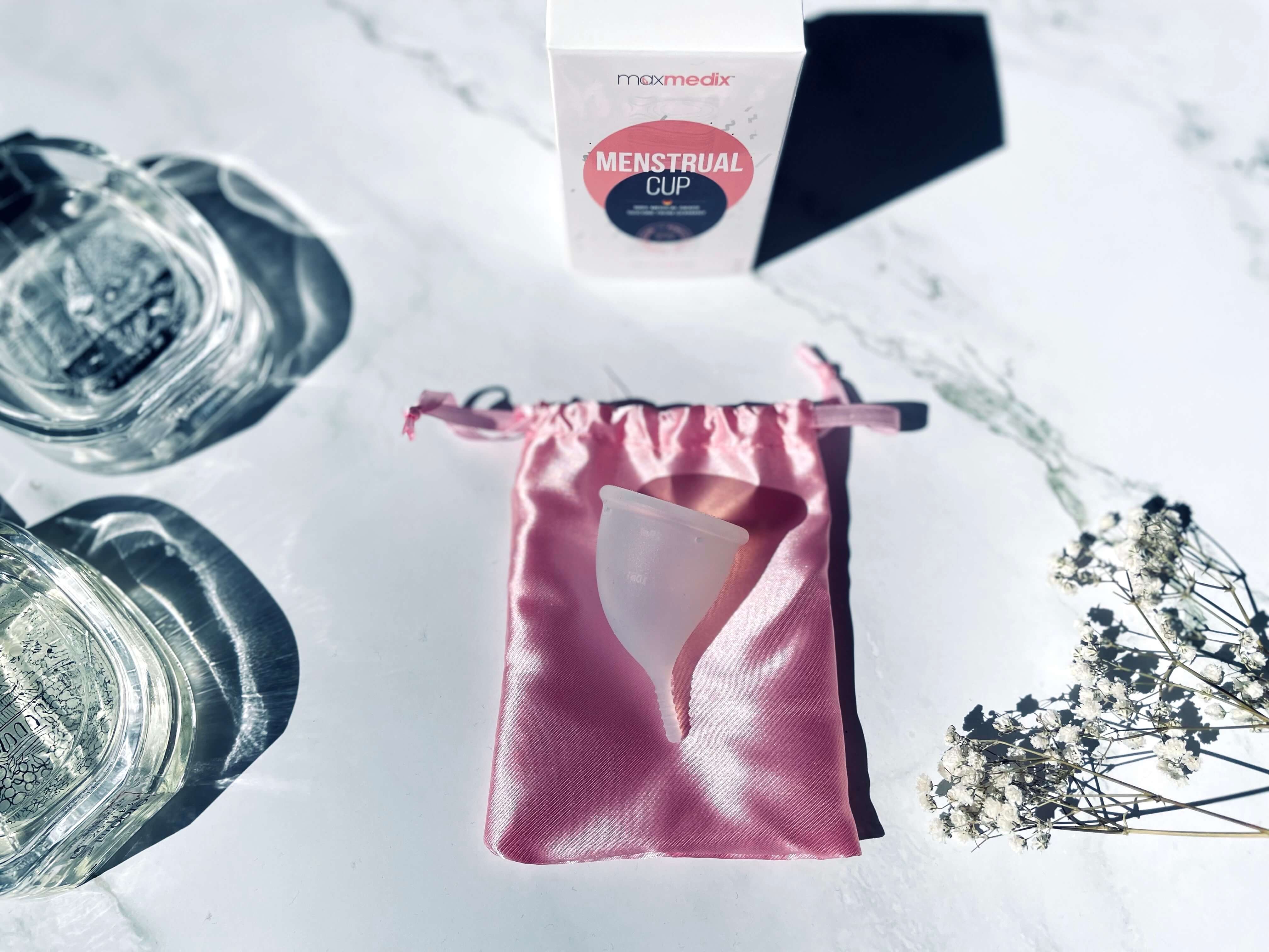 maxmedix menstruationskop på bord