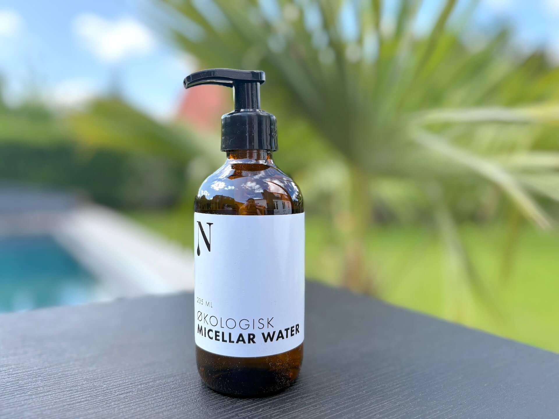 Naturligolie Micellar Water på bord i have