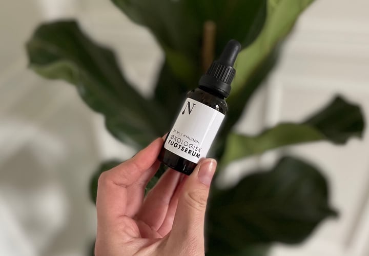 Naturligolie Økologisk fugtserum i hånd