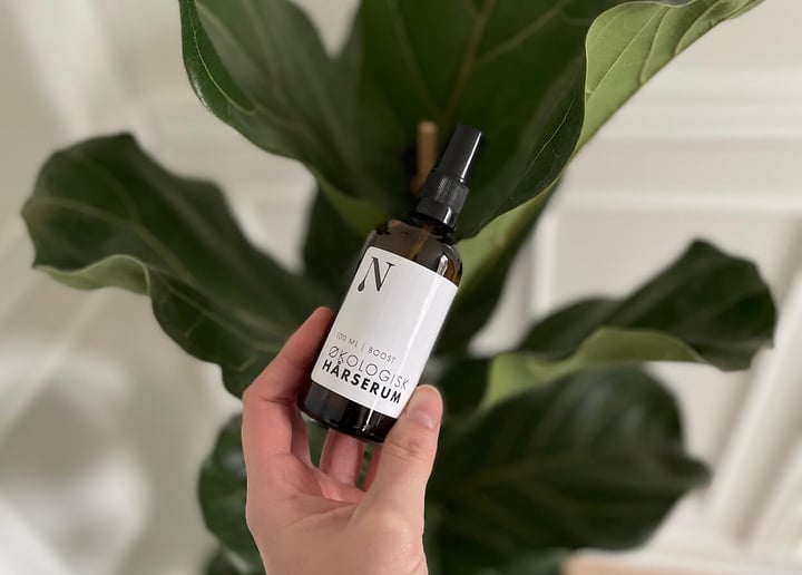 Naturligolie Økologisk hårvækstserum i hånd