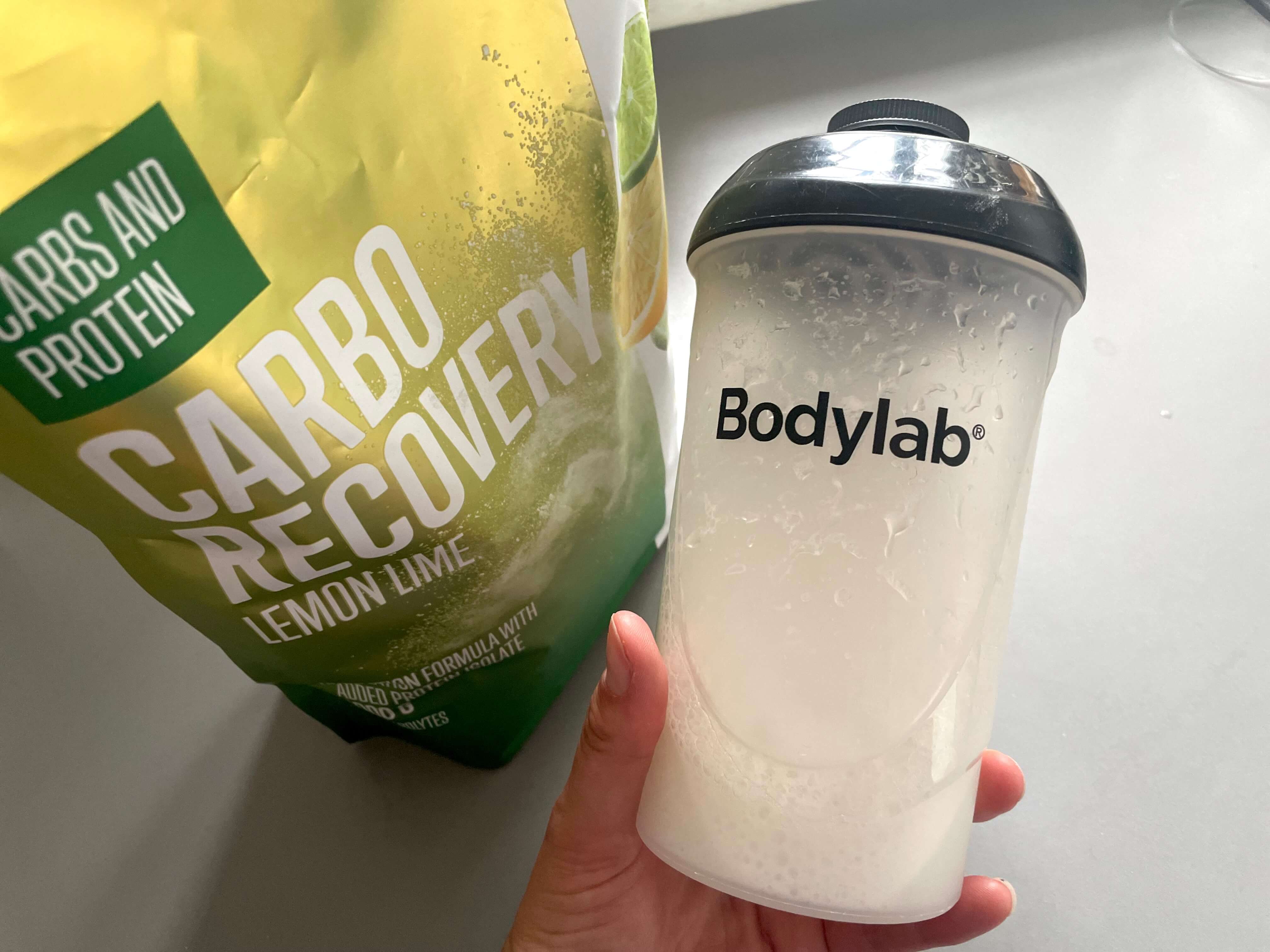 Opblandet Bodylab Carbo Recovery i shaker