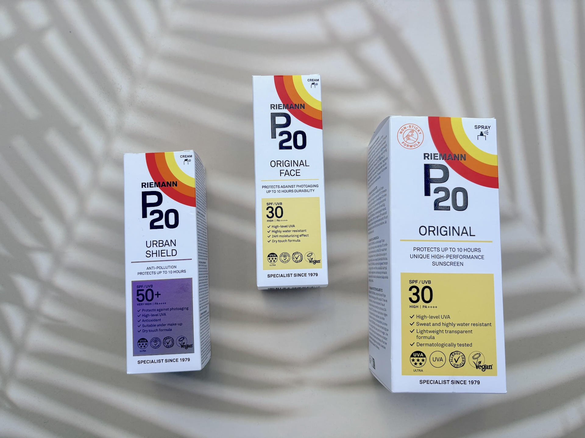P20 Riemann Original Face SPF 30 og to andre på bord