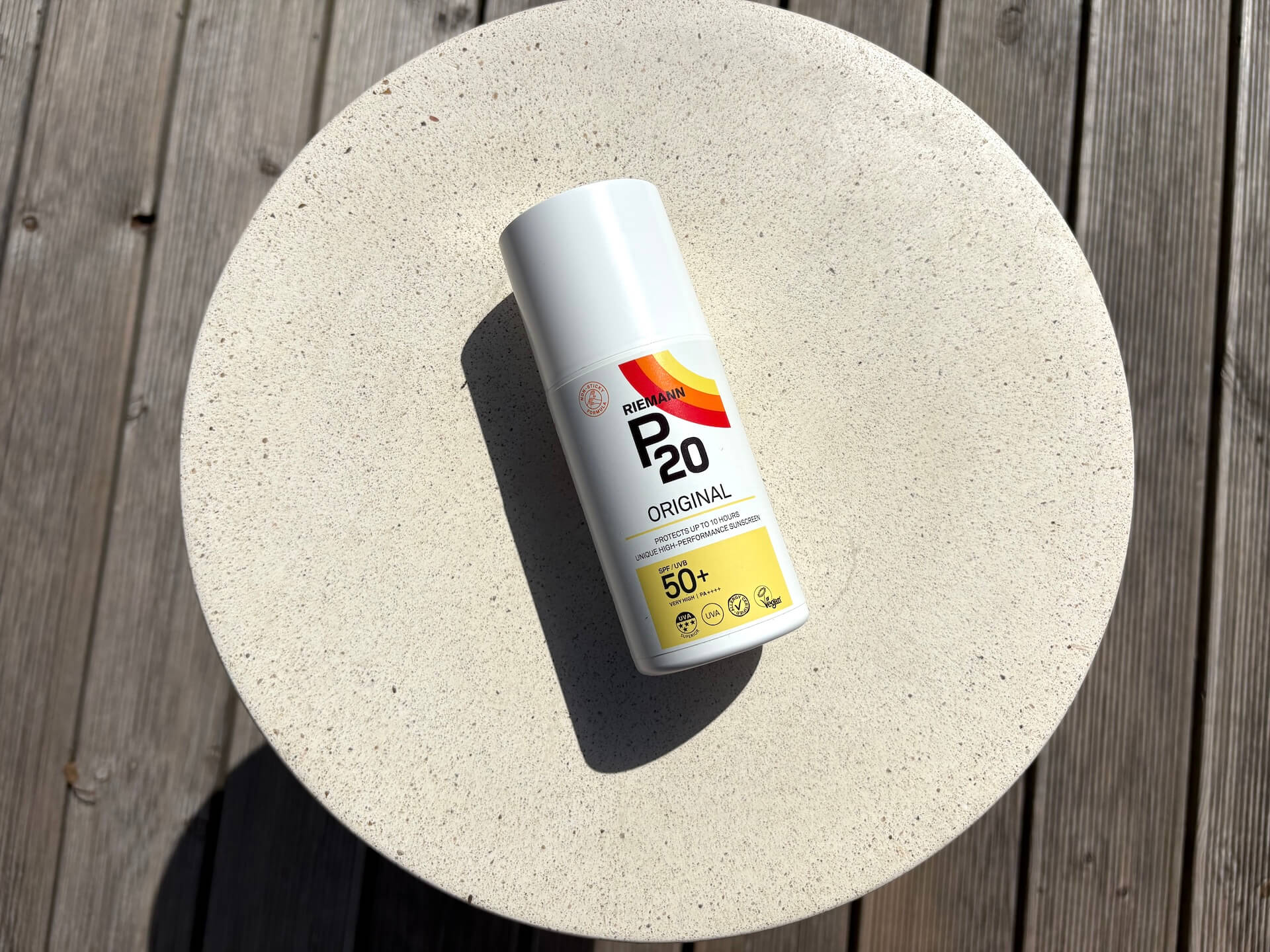 P20 Riemann Original Spray SPF 50+ på bord