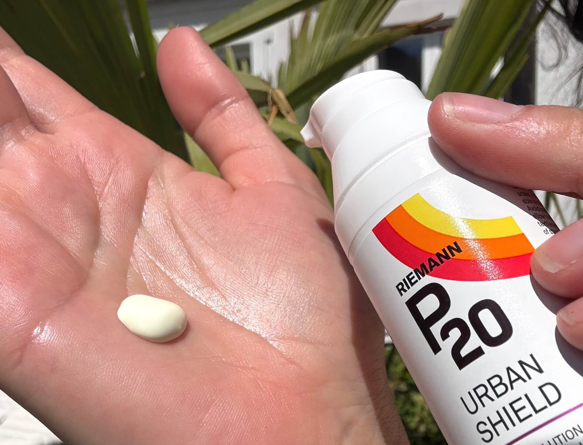 P20 Riemann Urban Shield SPF 50+ i håndflade