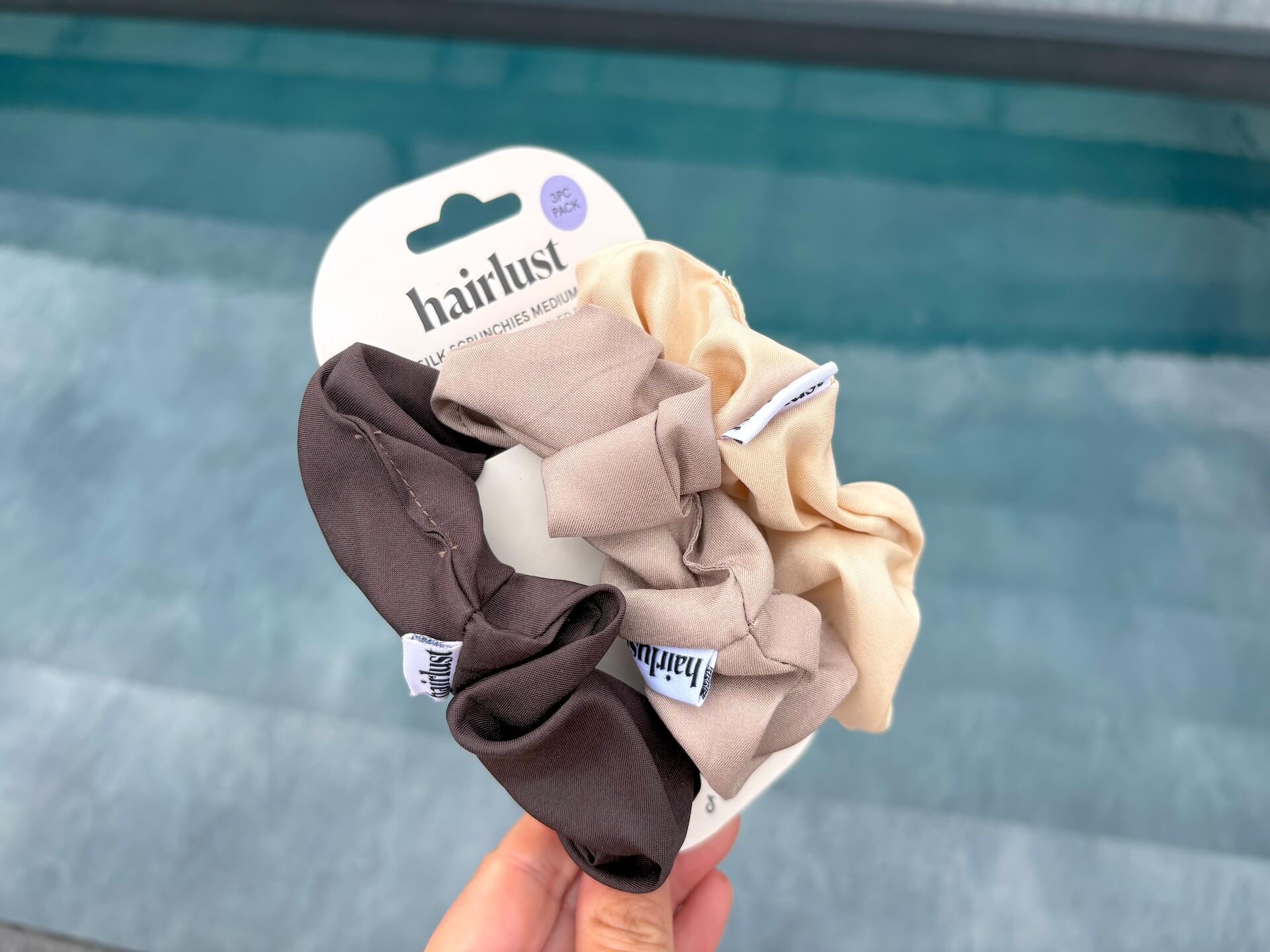 Pakke med tre Hairlust Satin Silk Scrunchies