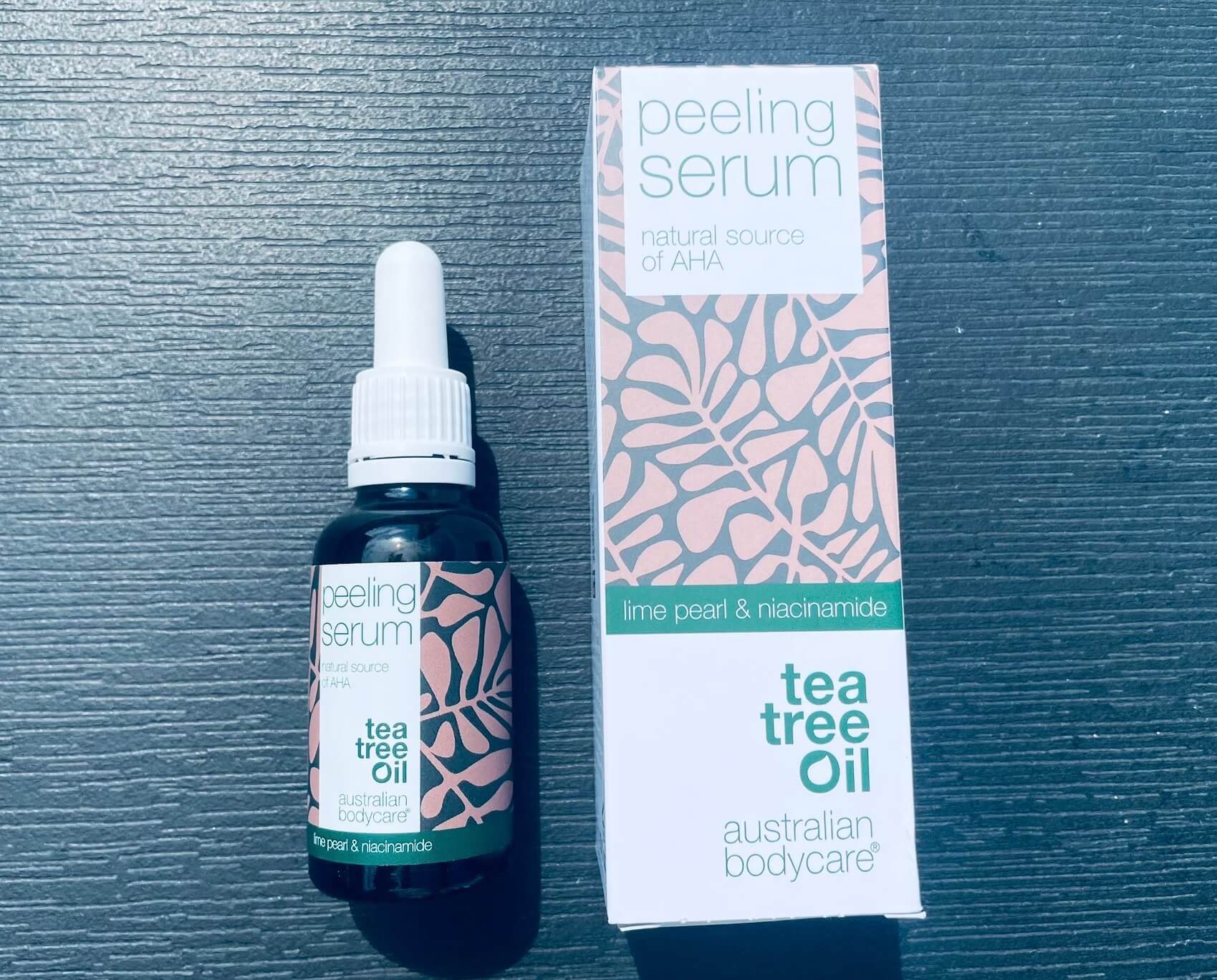 Peeling Serum fra Australian Bodycare på bord