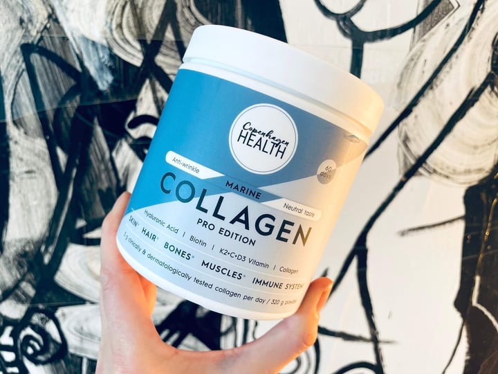 Pro Edition marine kollagen fra Copenhagen Health i hånd
