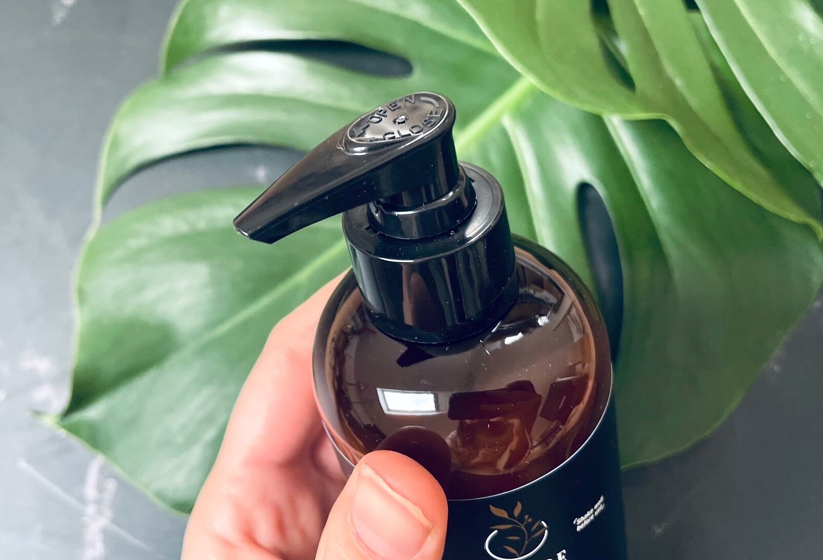 Pumpe på ingredien Nature Deep Hydrate conditioner