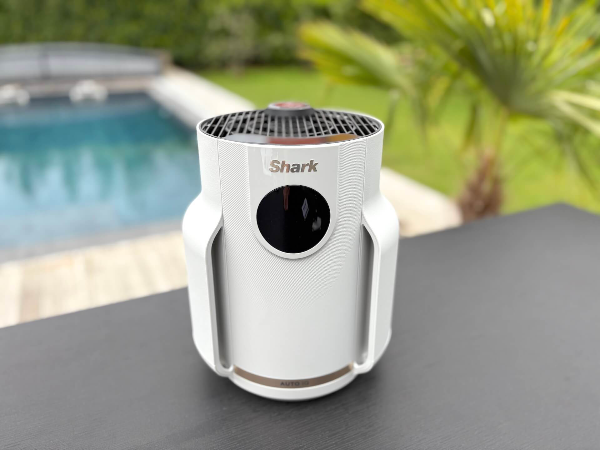 Shark NeverChange Air Purifier HP072EU luftrenser på bord i have
