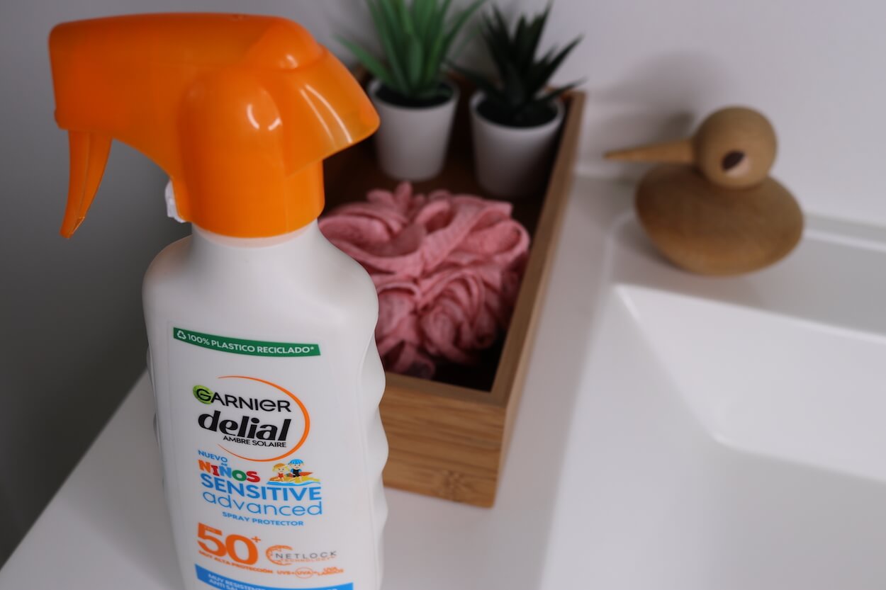 Solcreme på badeværelse
