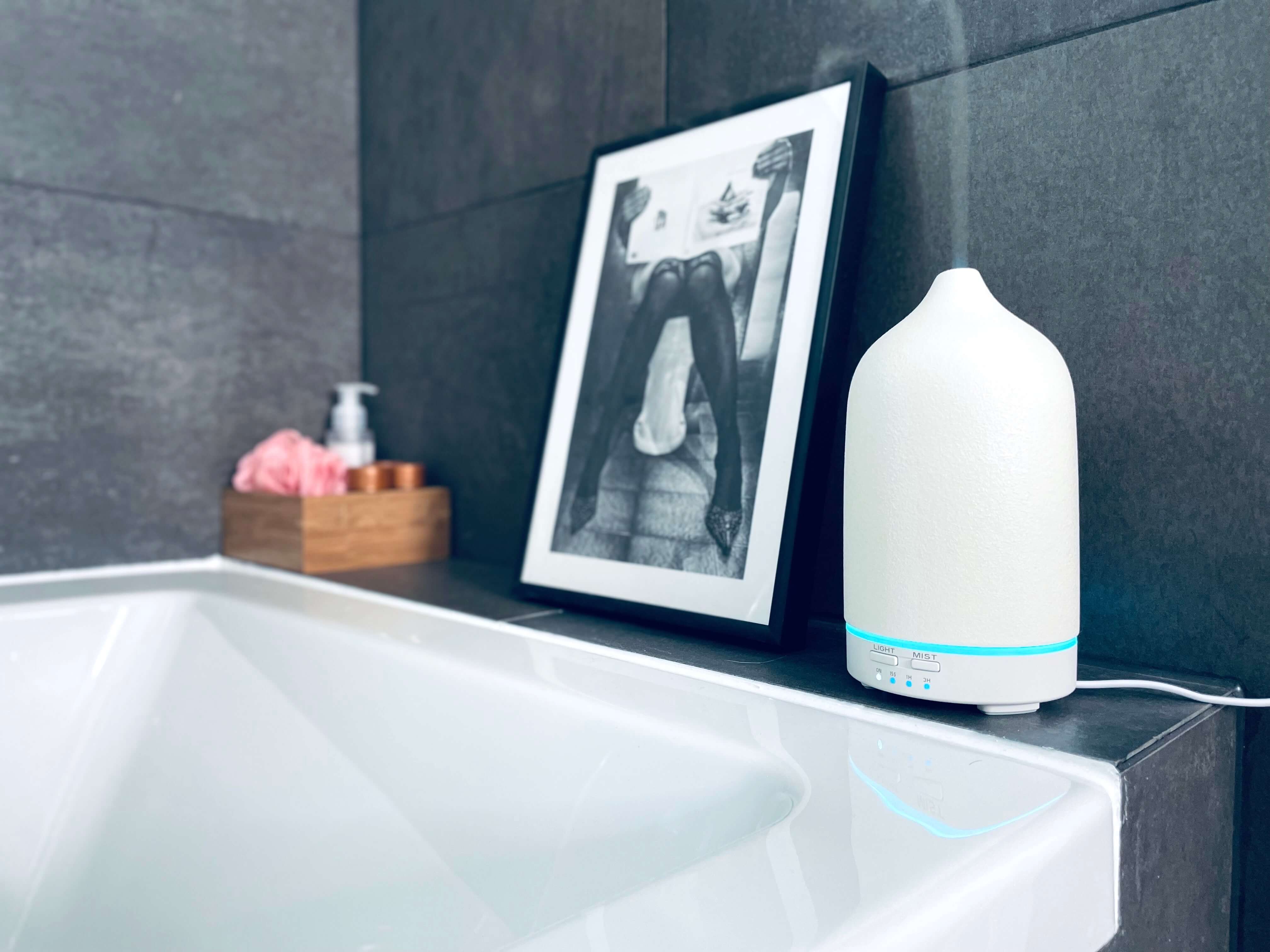 Super Sover aroma stendiffuser på badeværelse